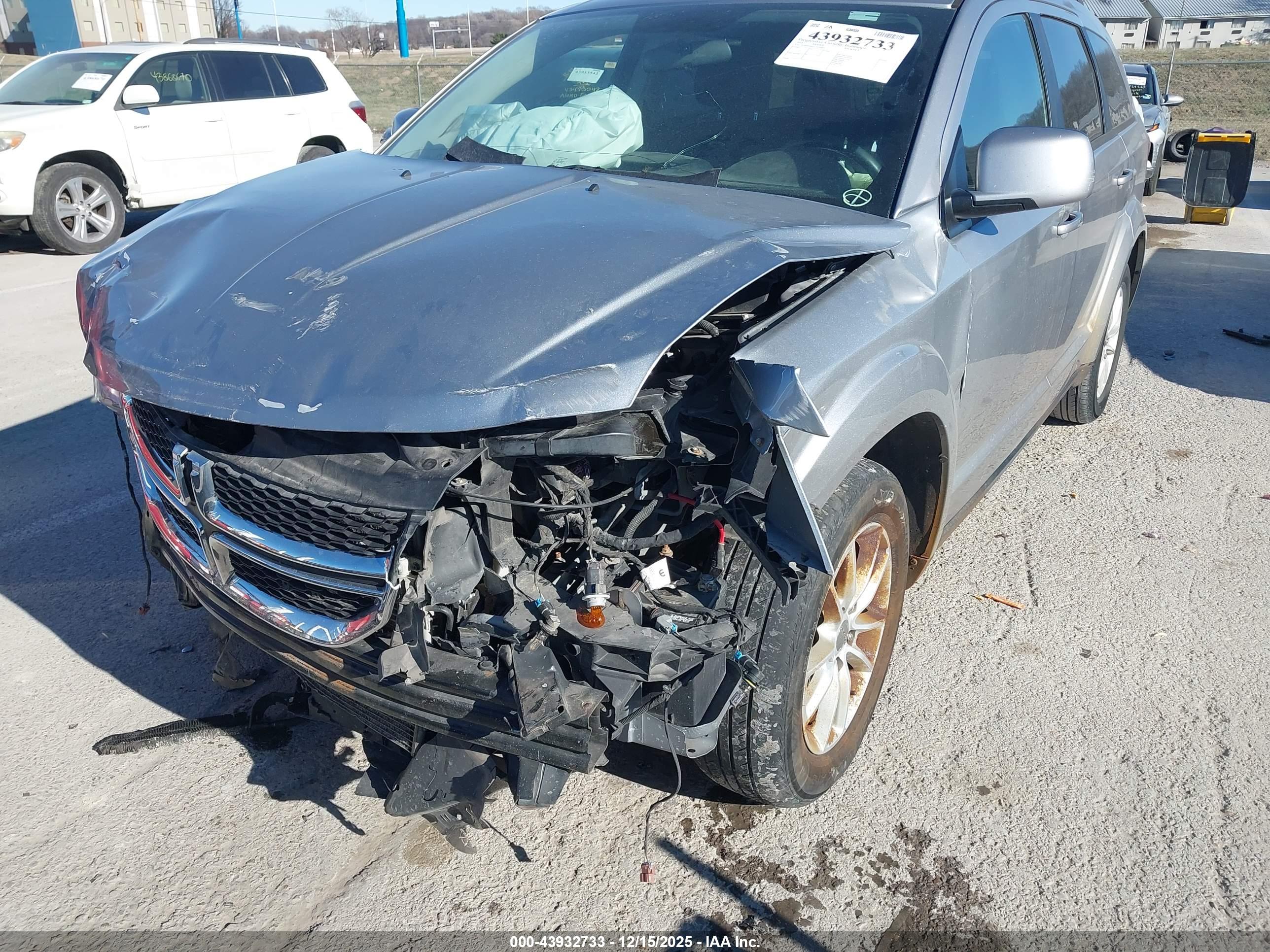 DODGE JOURNEY image 6