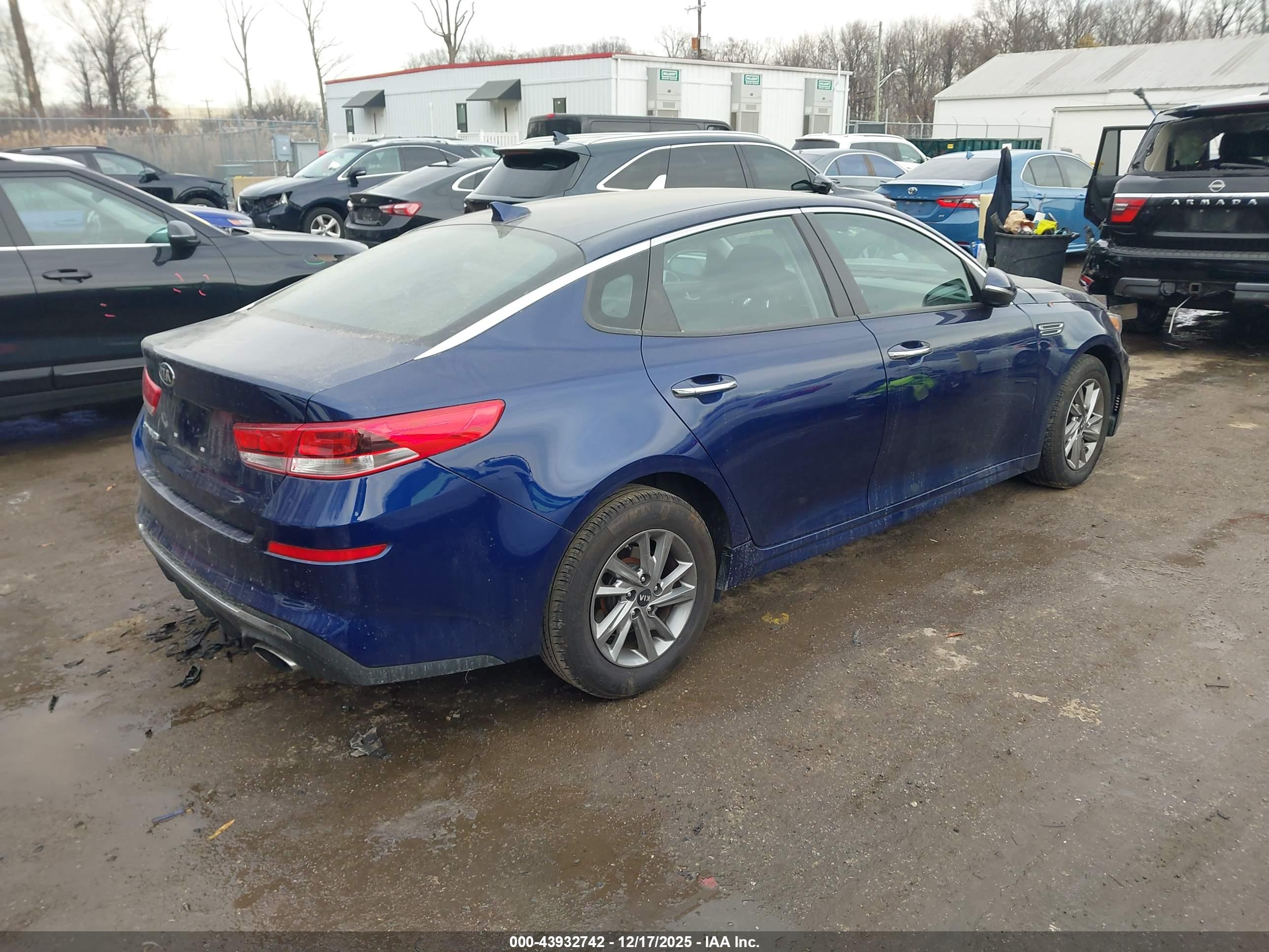 KIA OPTIMA image 4