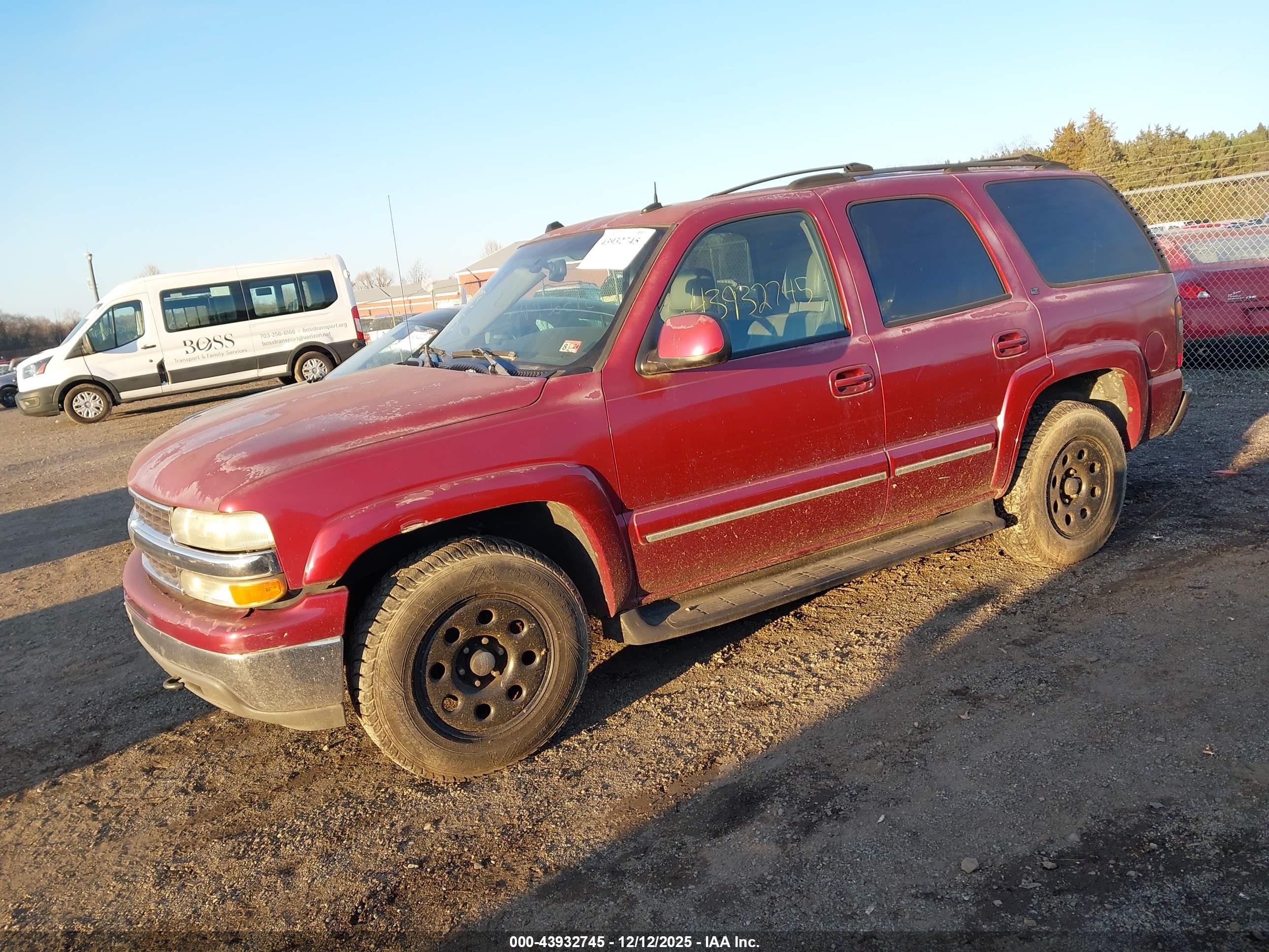 CHEVROLET TAHOE image 2
