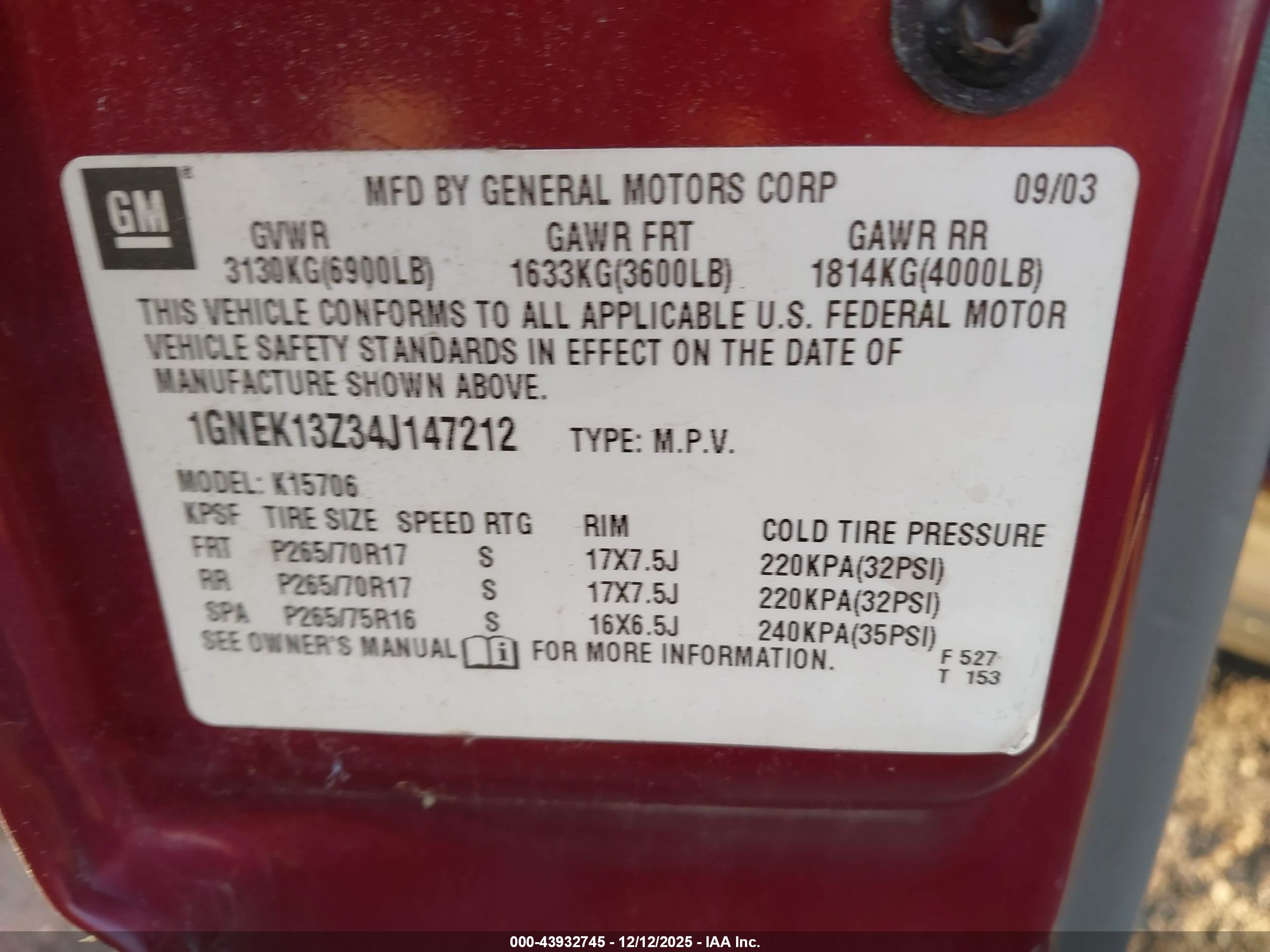 CHEVROLET TAHOE image 9