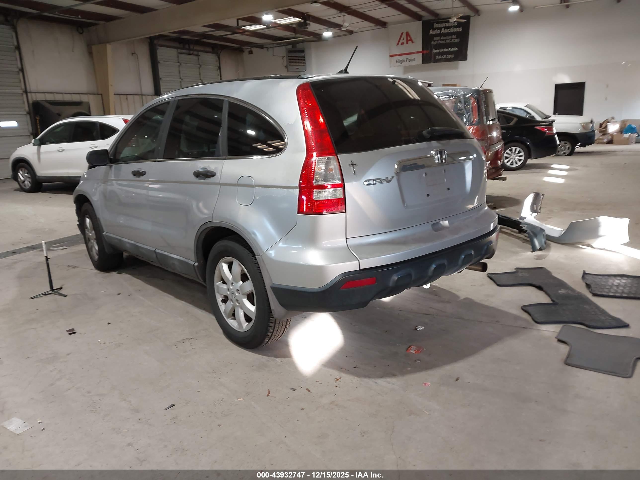 HONDA CR-V image 3