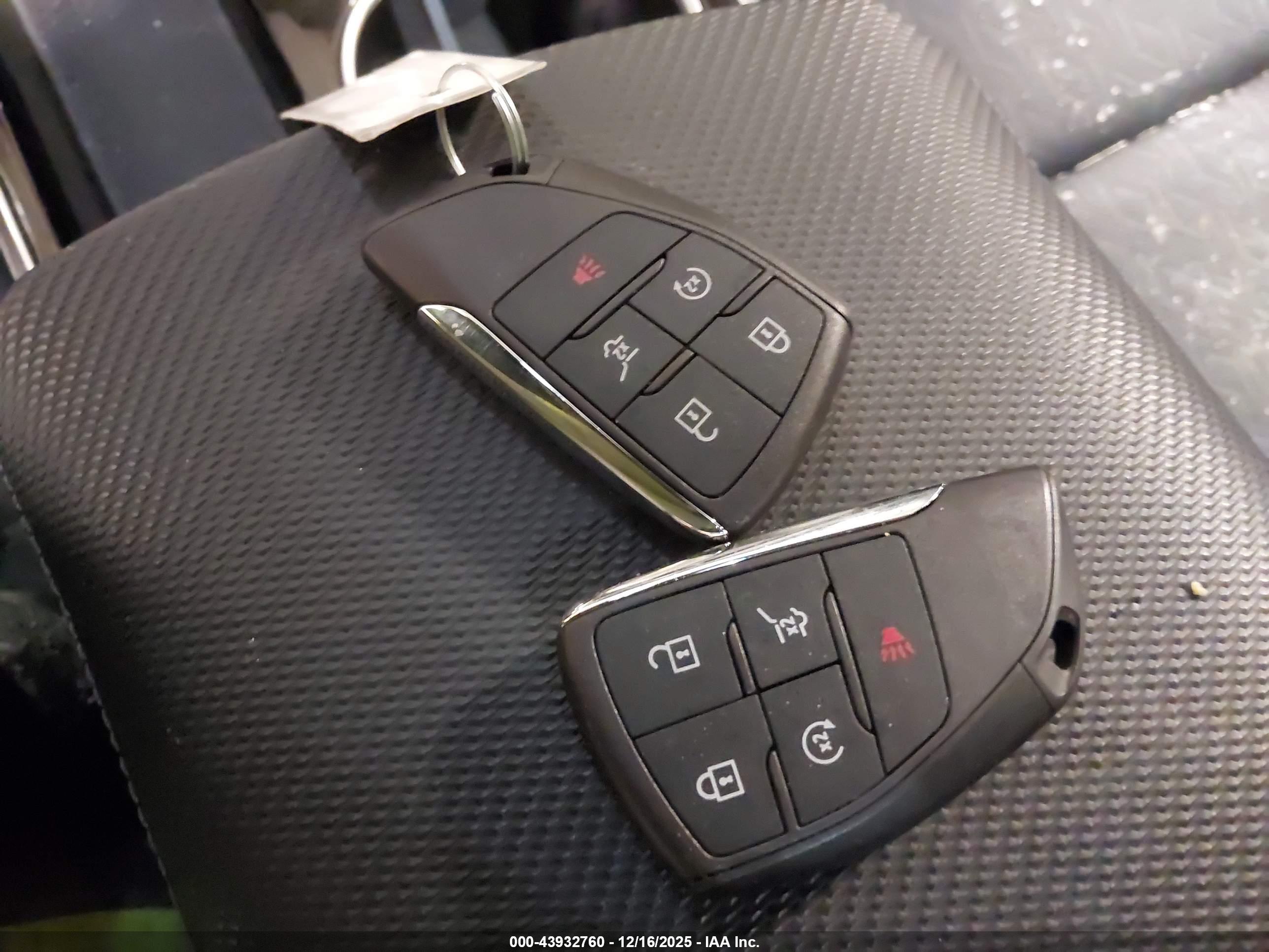 CHEVROLET EQUINOX image 11