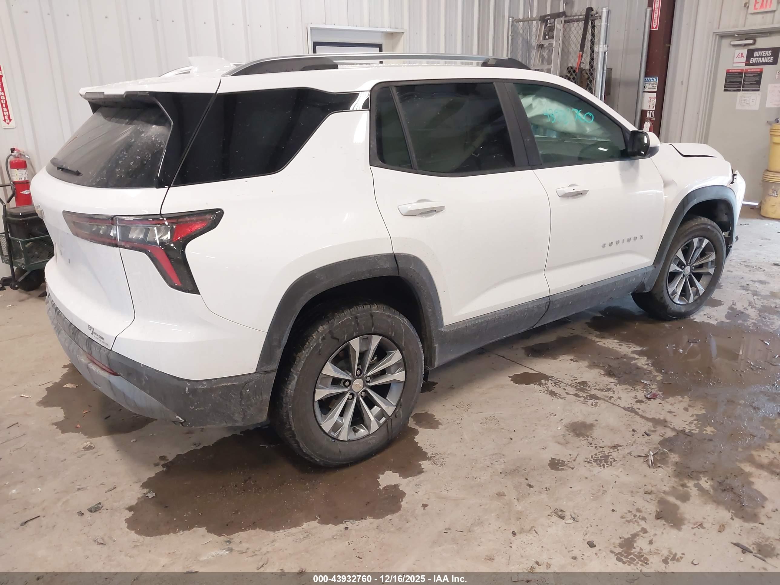 CHEVROLET EQUINOX image 4