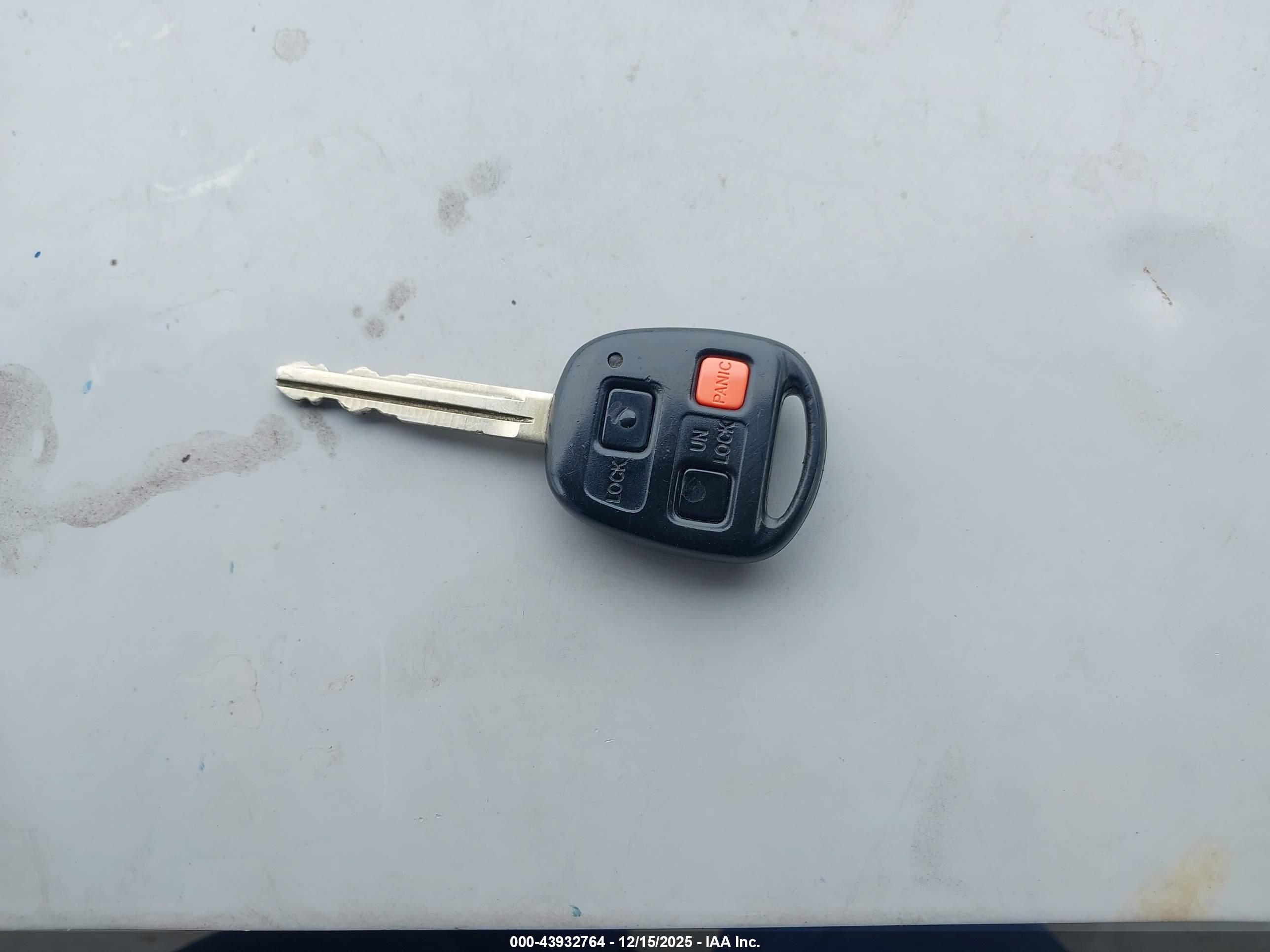TOYOTA FJ image 11