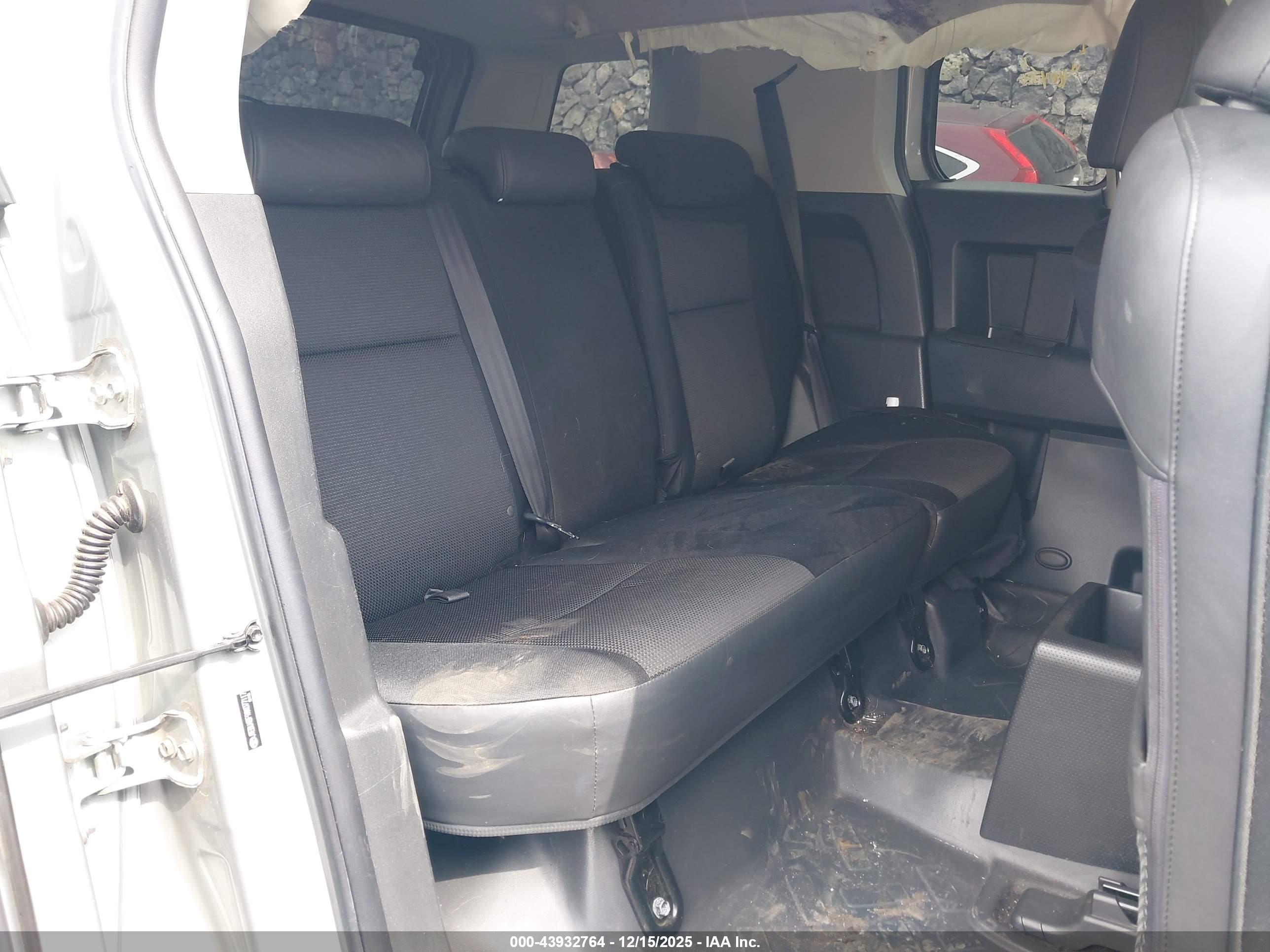 TOYOTA FJ image 8
