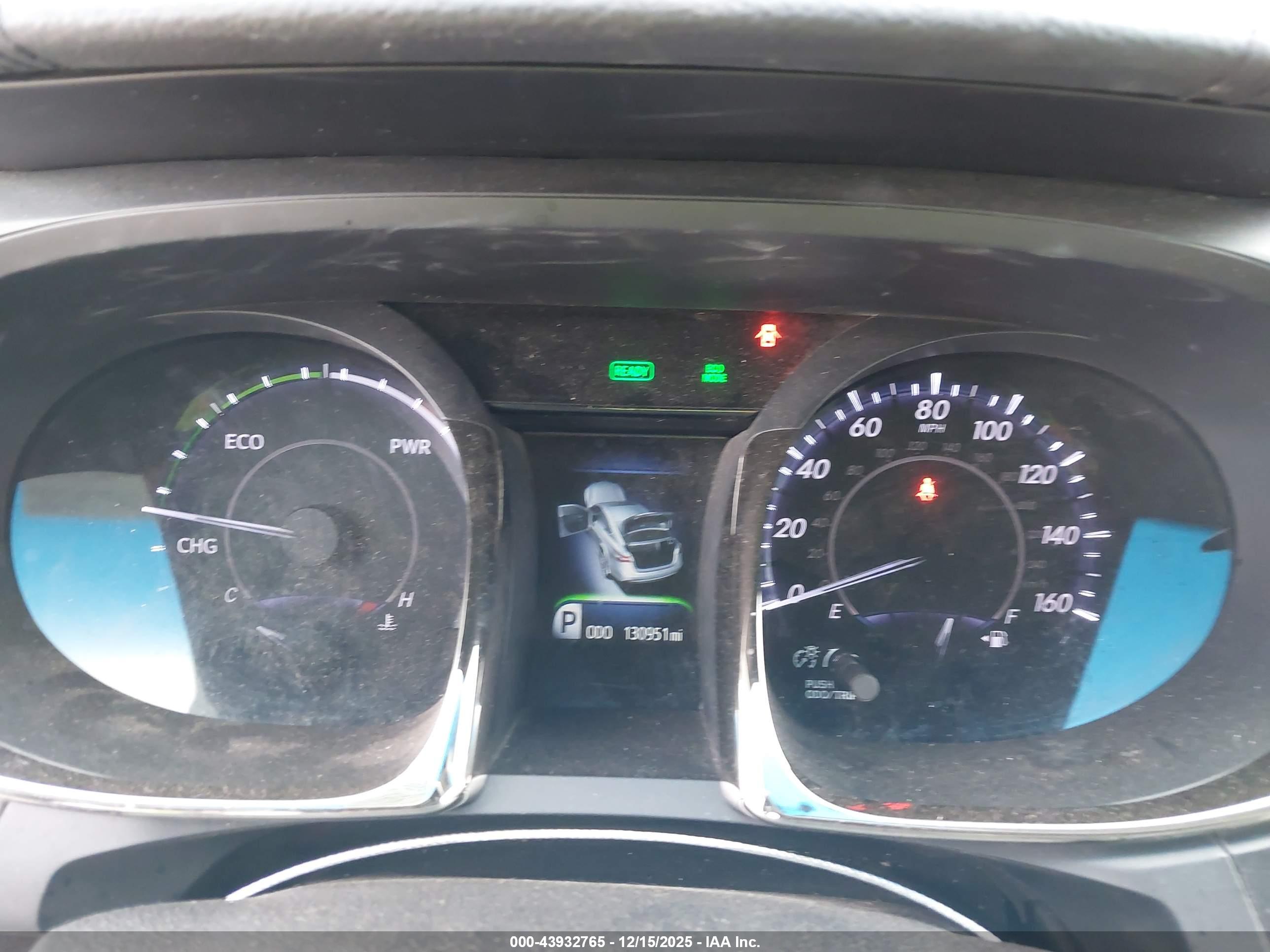 TOYOTA AVALON image 7
