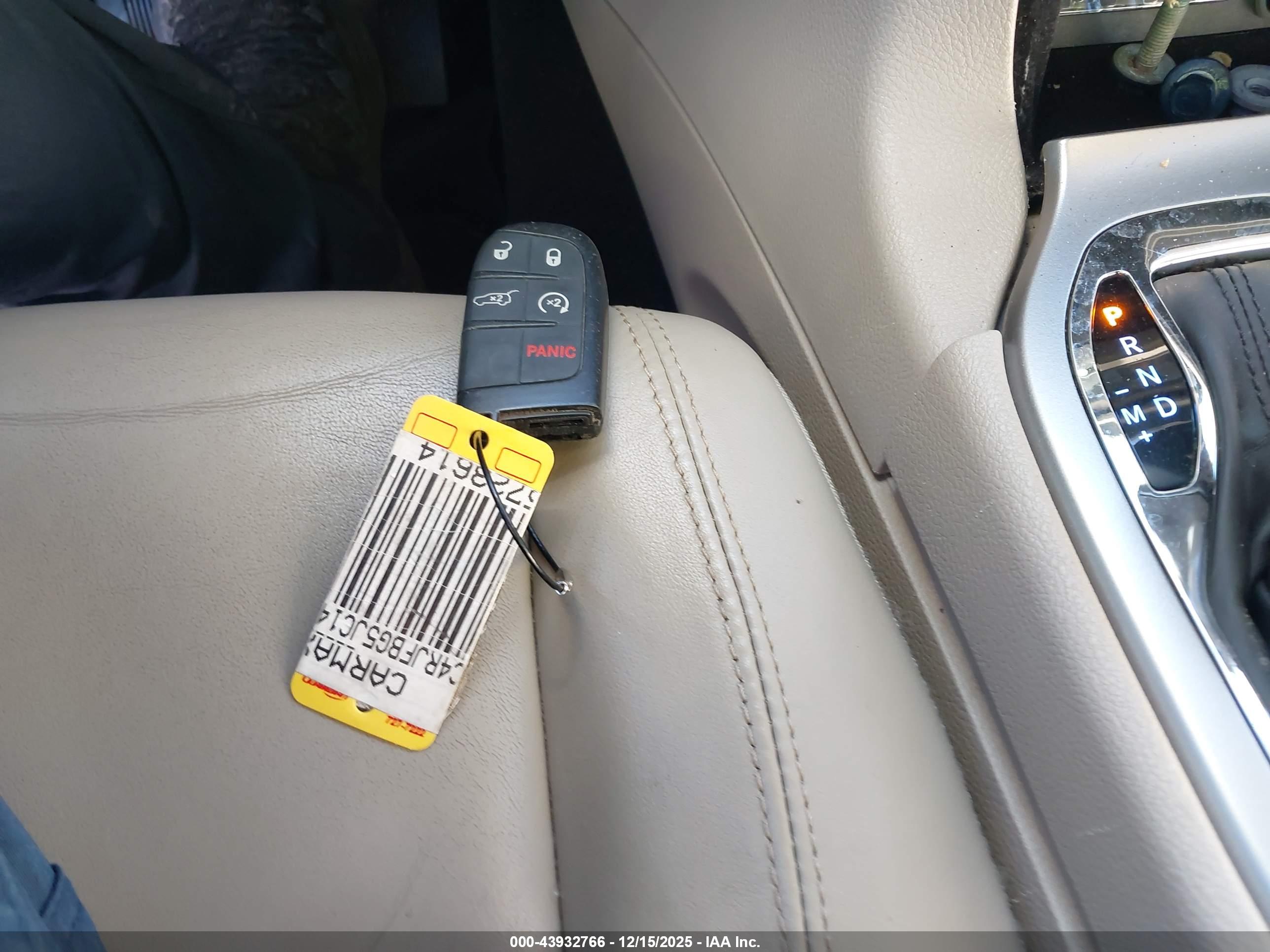 JEEP GRAND image 11