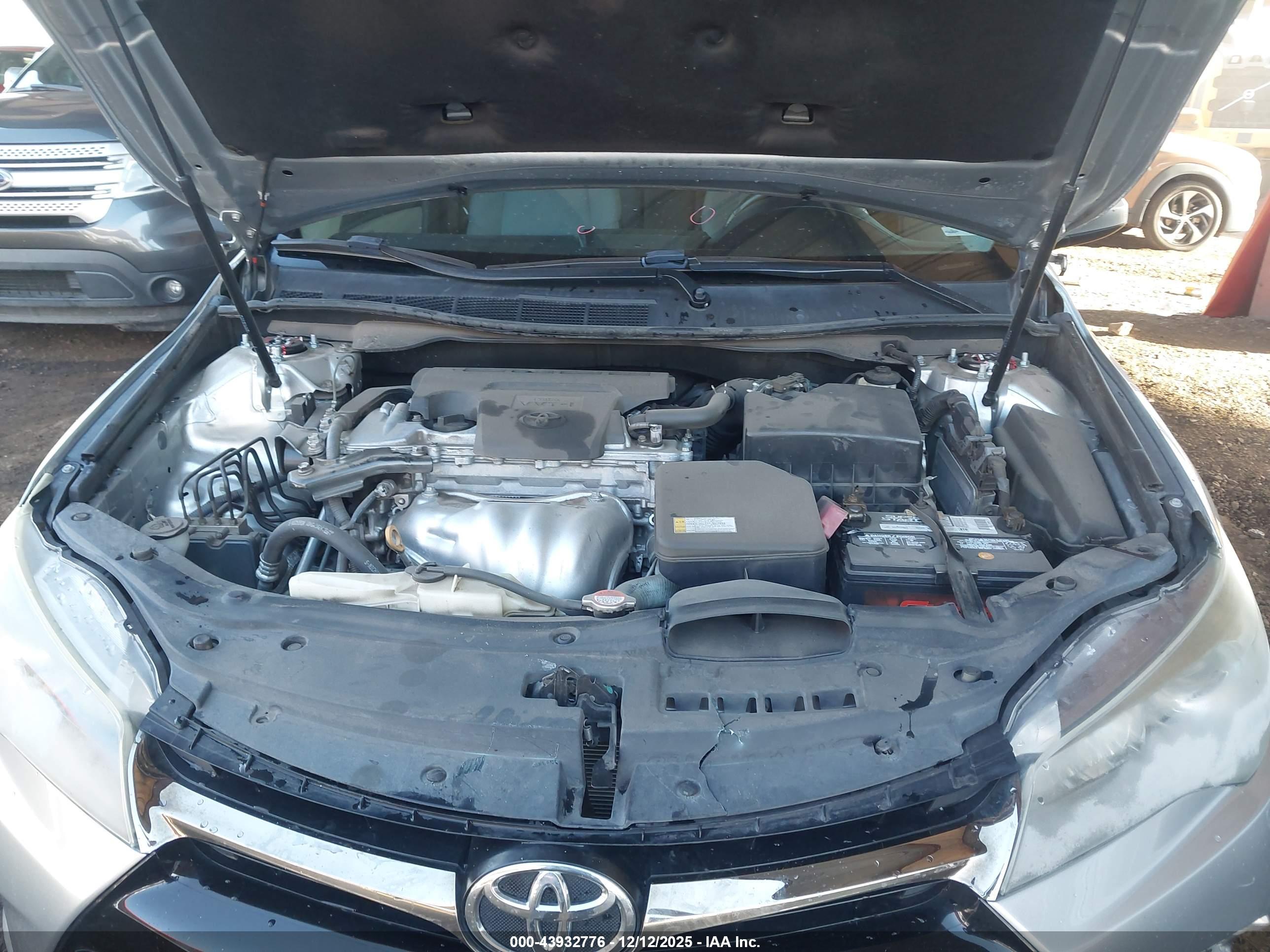 TOYOTA CAMRY image 10