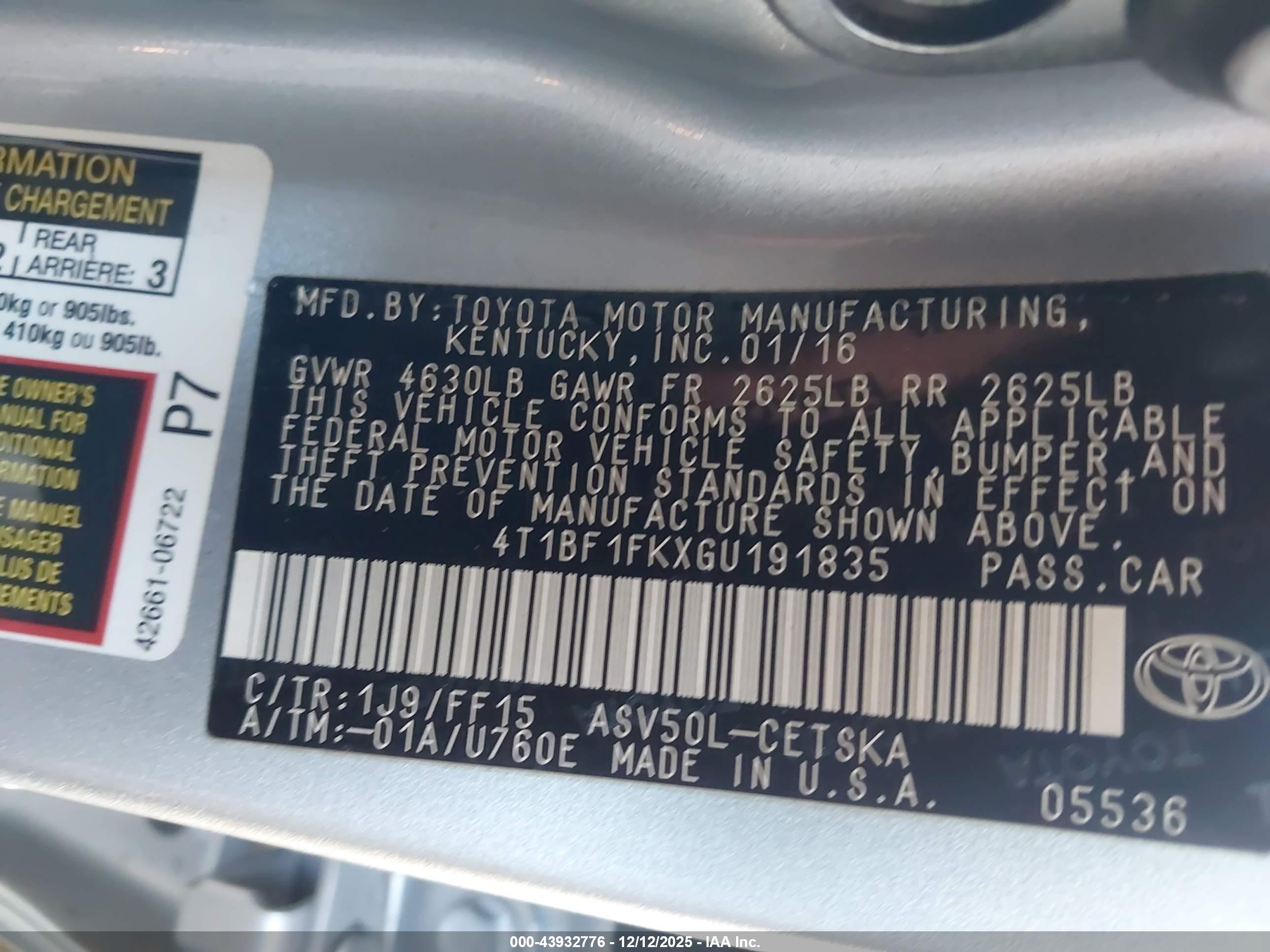 TOYOTA CAMRY image 9