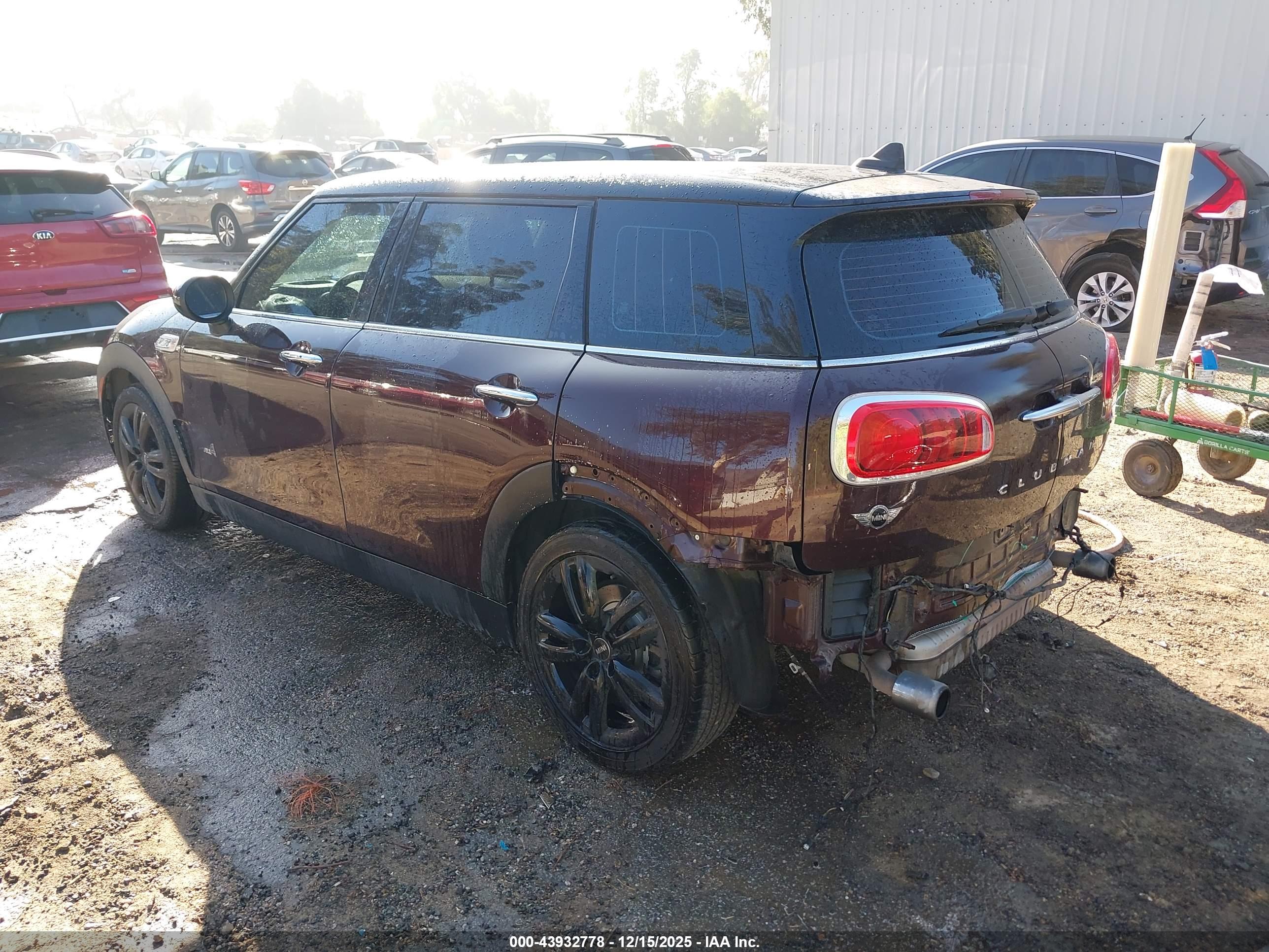 MINI CLUBMAN image 3