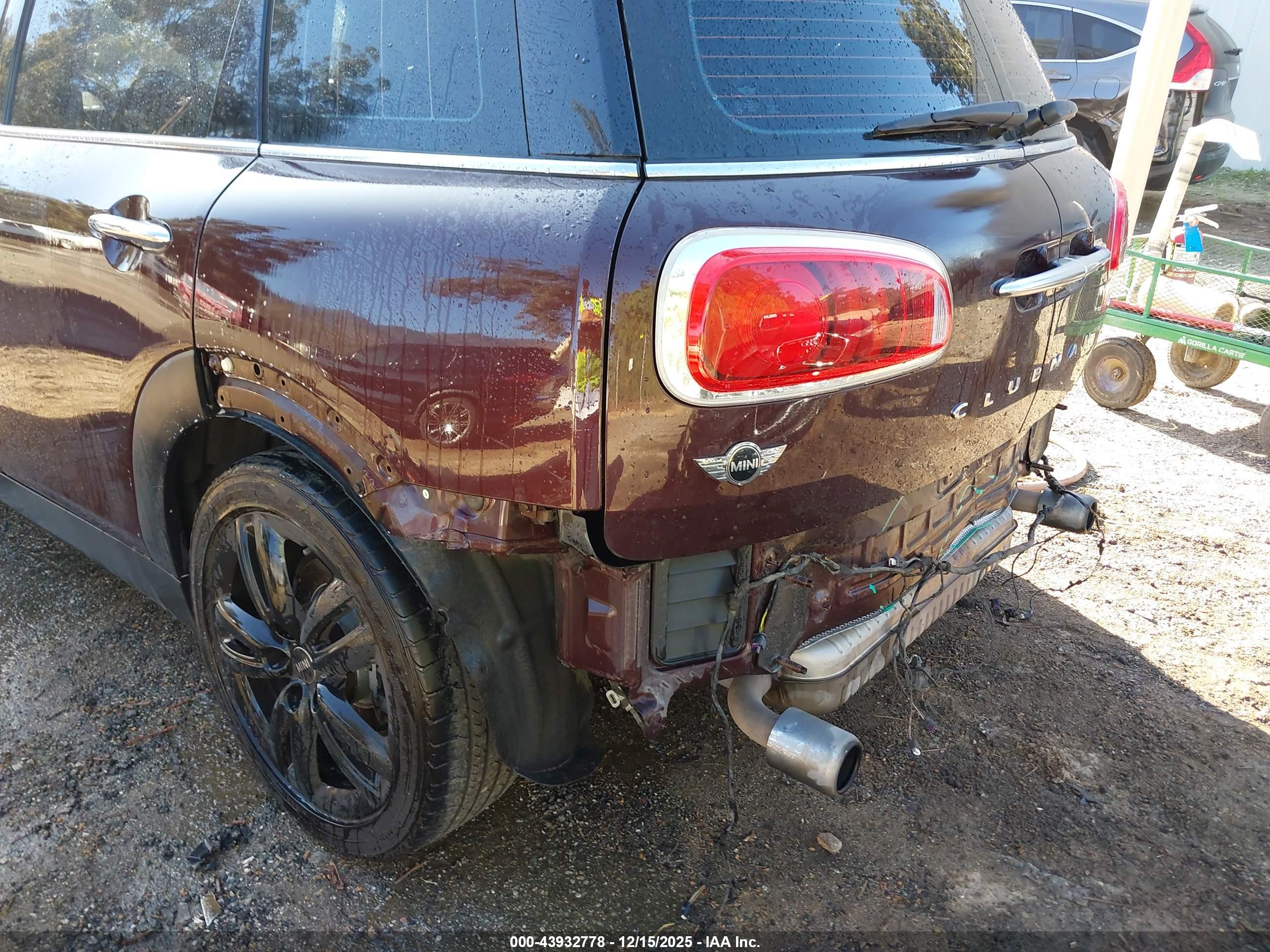 MINI CLUBMAN image 6
