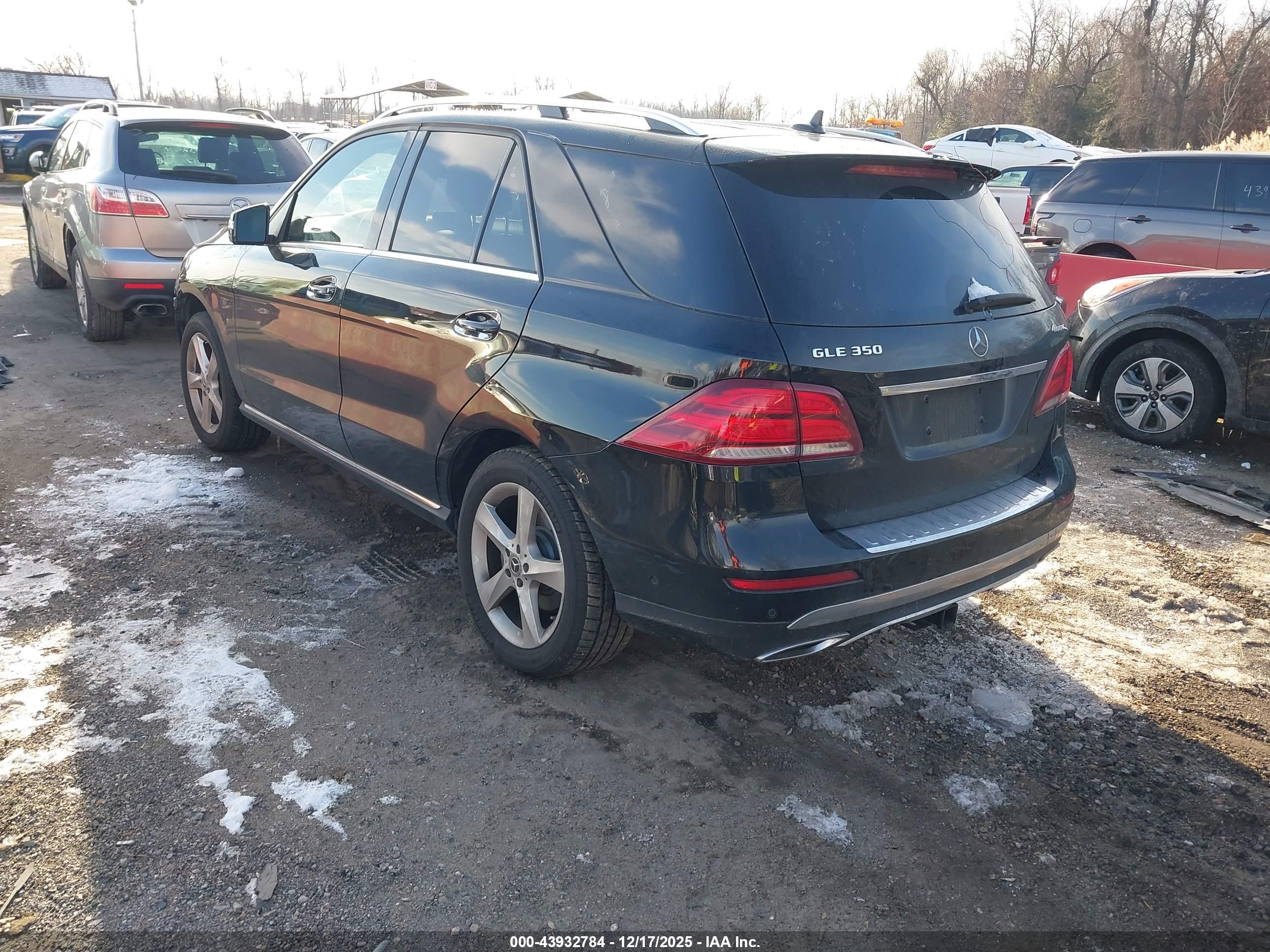 MERCEDES-BENZ GLE image 3