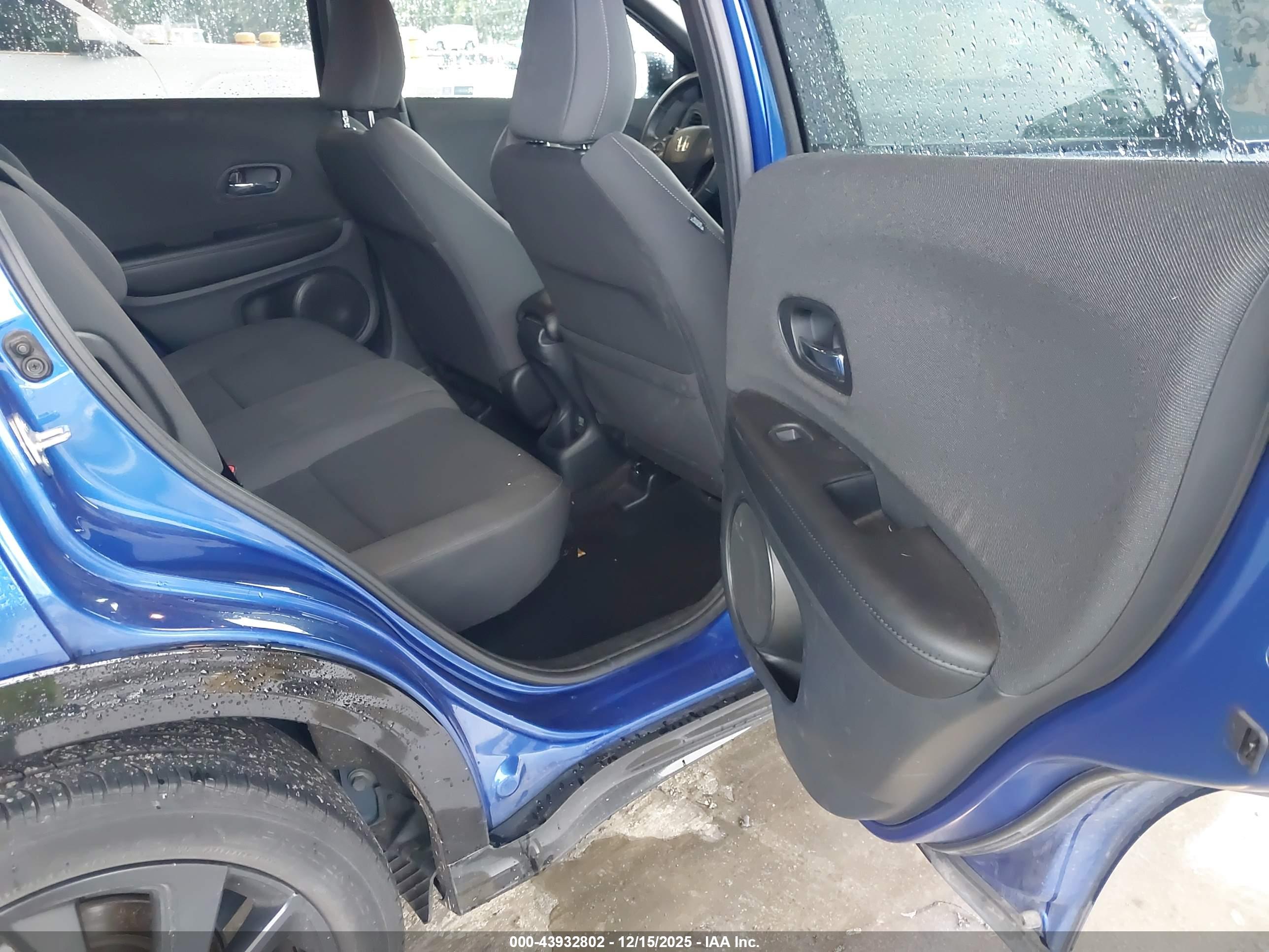 HONDA HR-V image 8