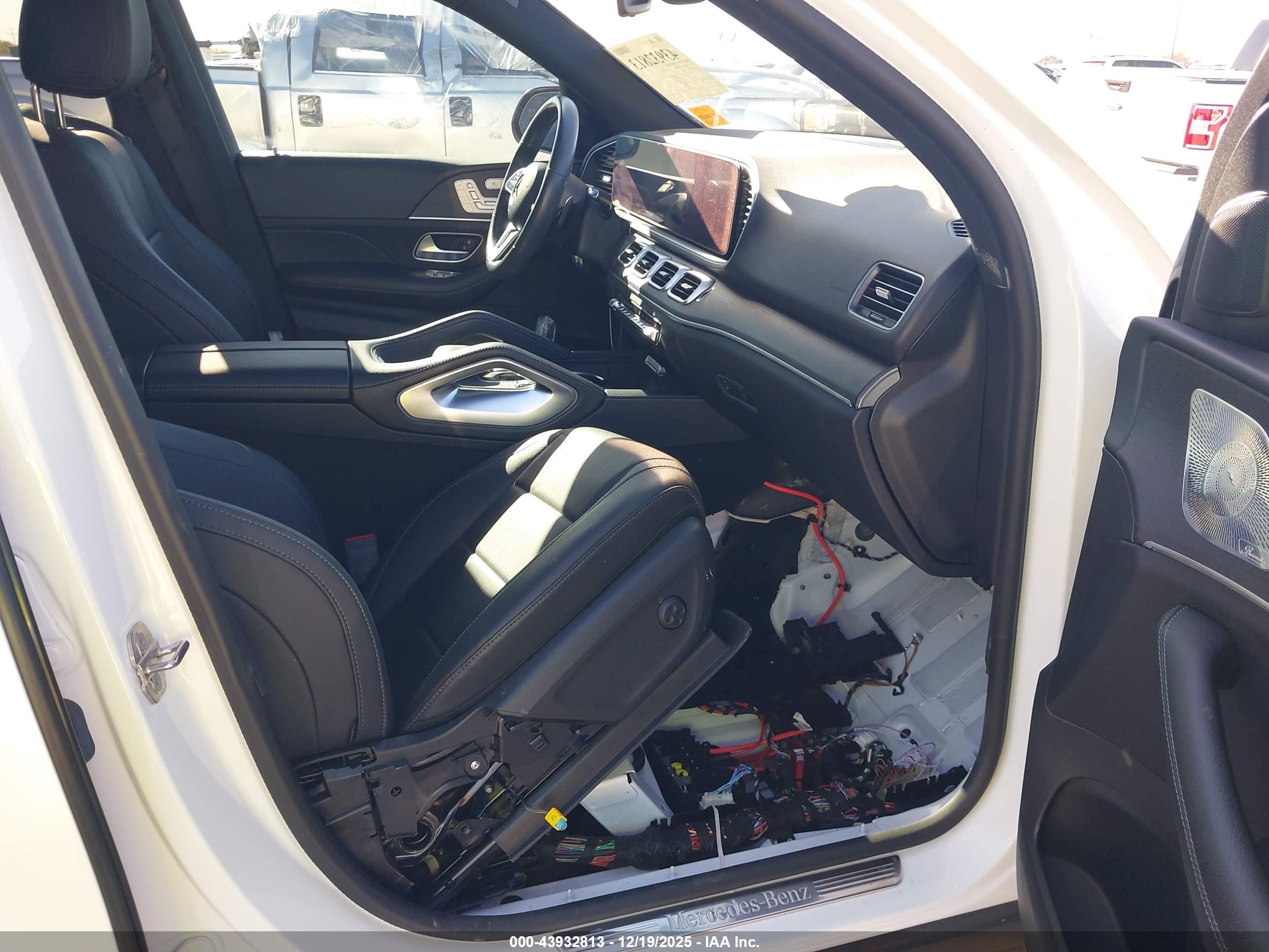 MERCEDES-BENZ GLE image 5