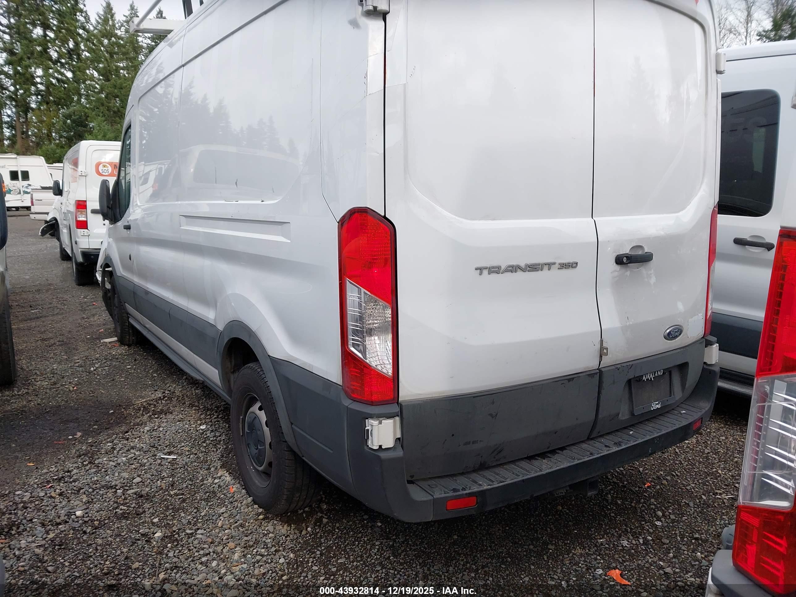 FORD TRANSIT-350 image 3