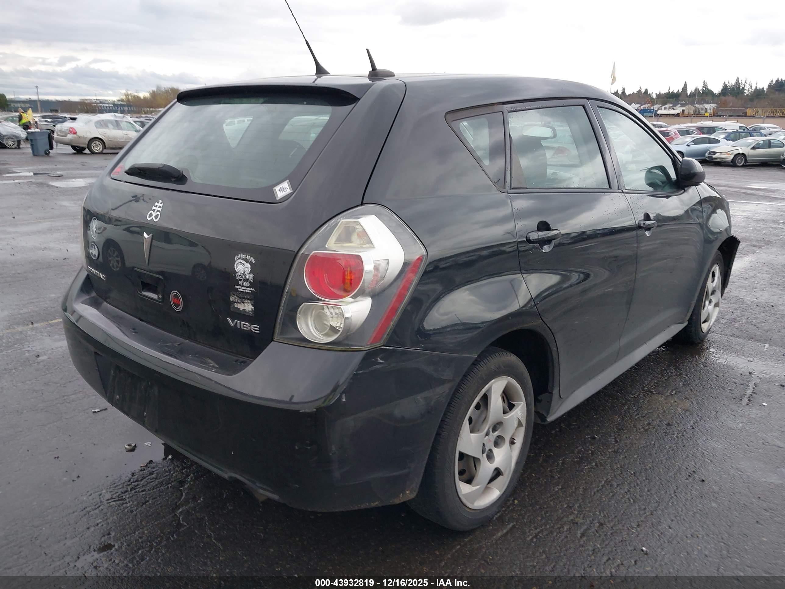 PONTIAC VIBE image 4