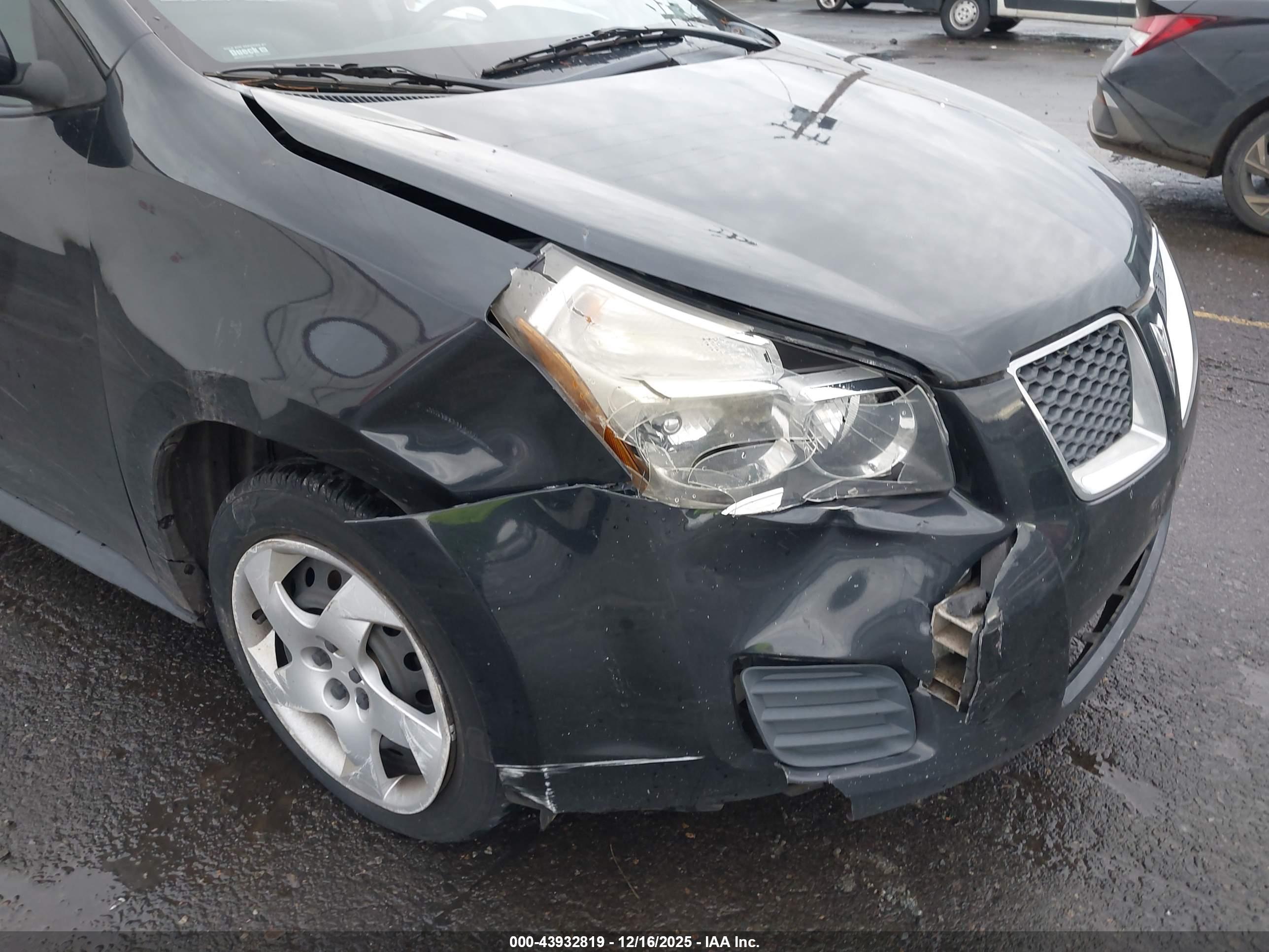 PONTIAC VIBE image 6