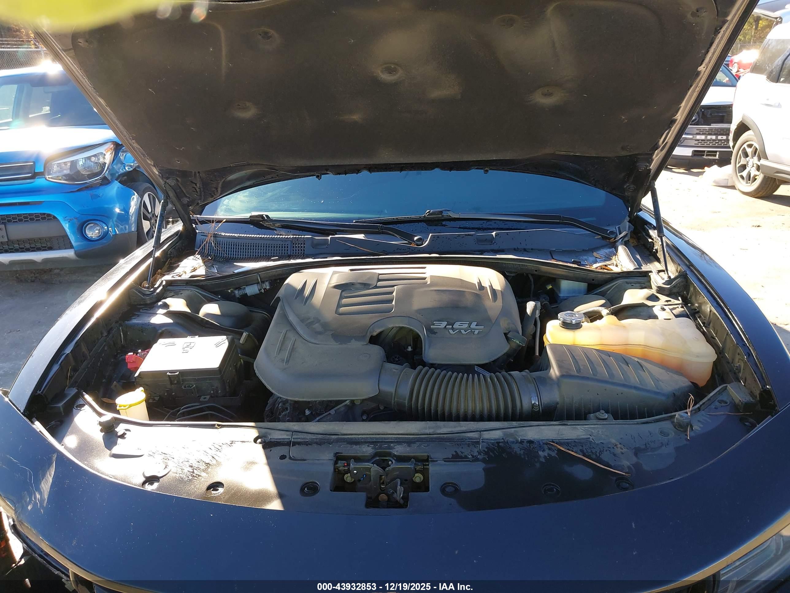 DODGE CHARGER image 10