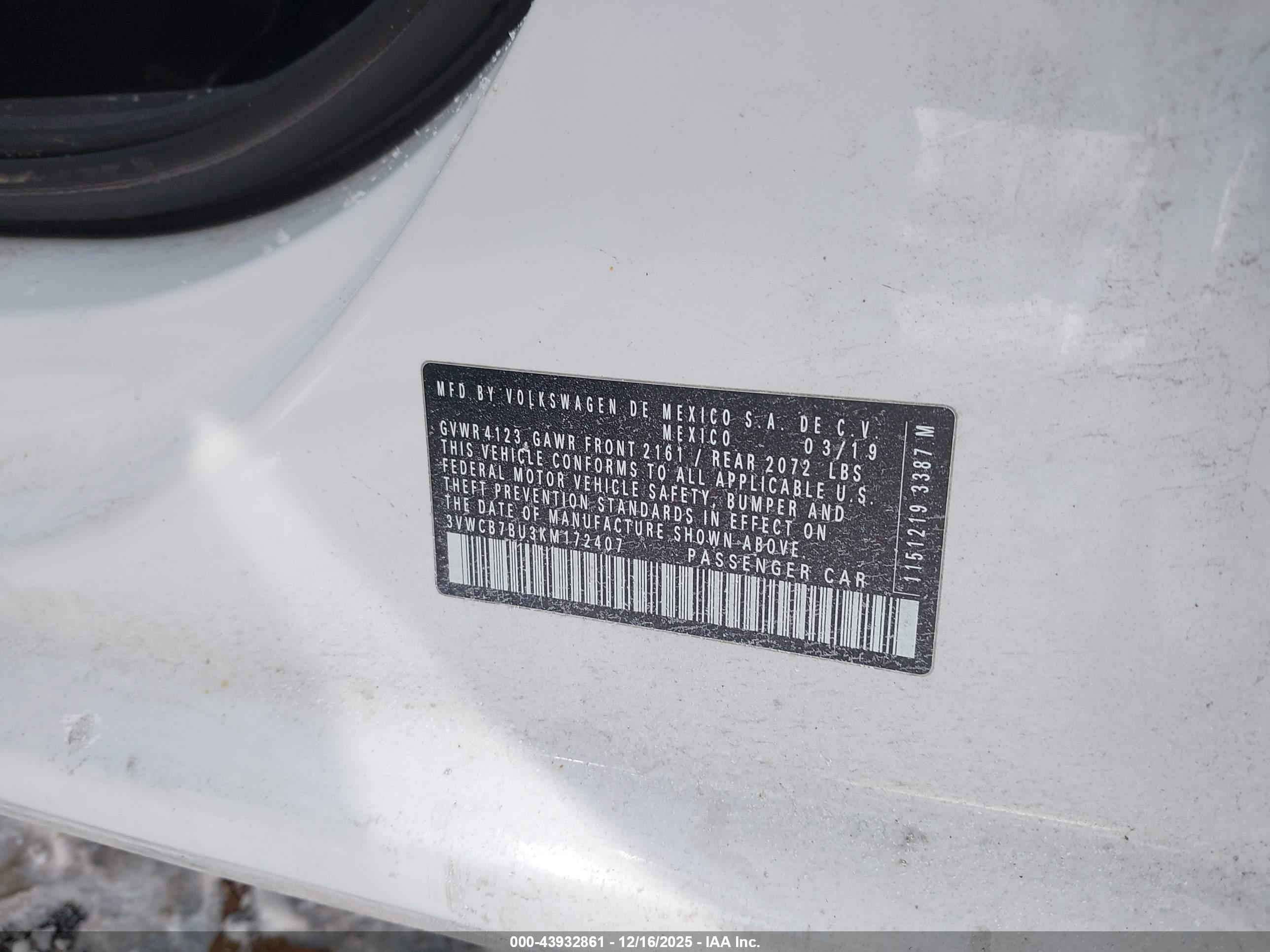VOLKSWAGEN JETTA image 9