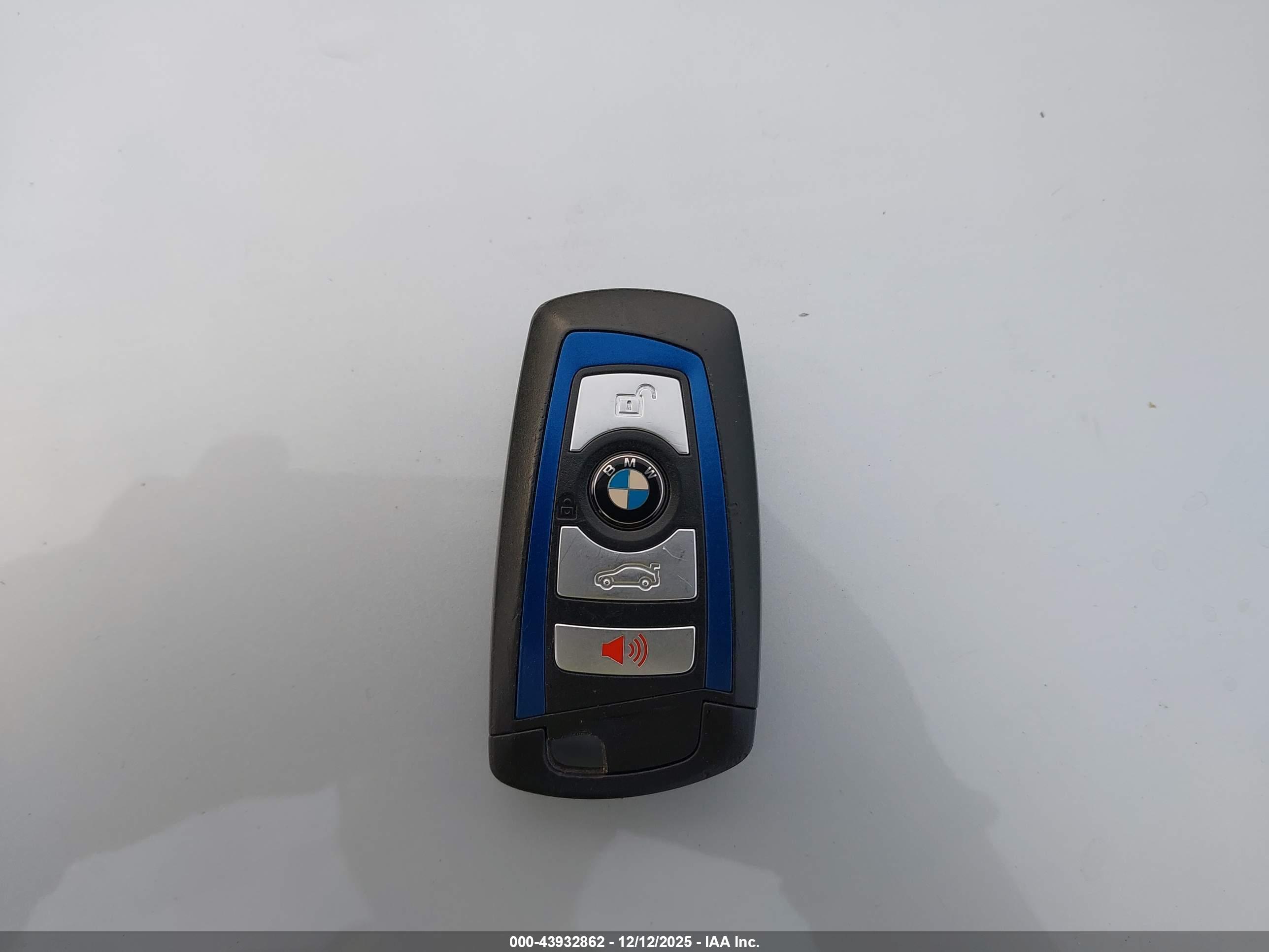 BMW 335I image 11