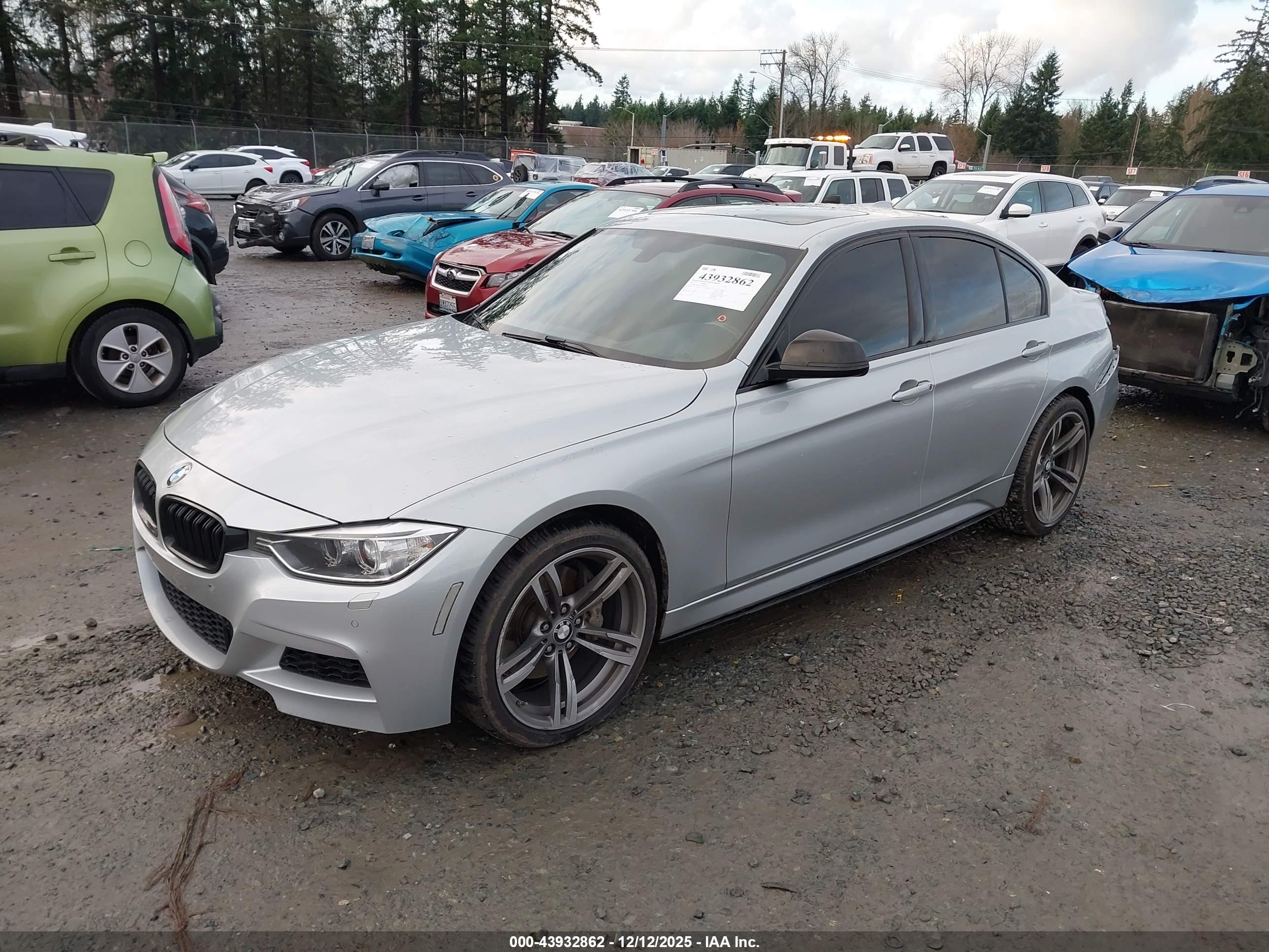 BMW 335I image 2
