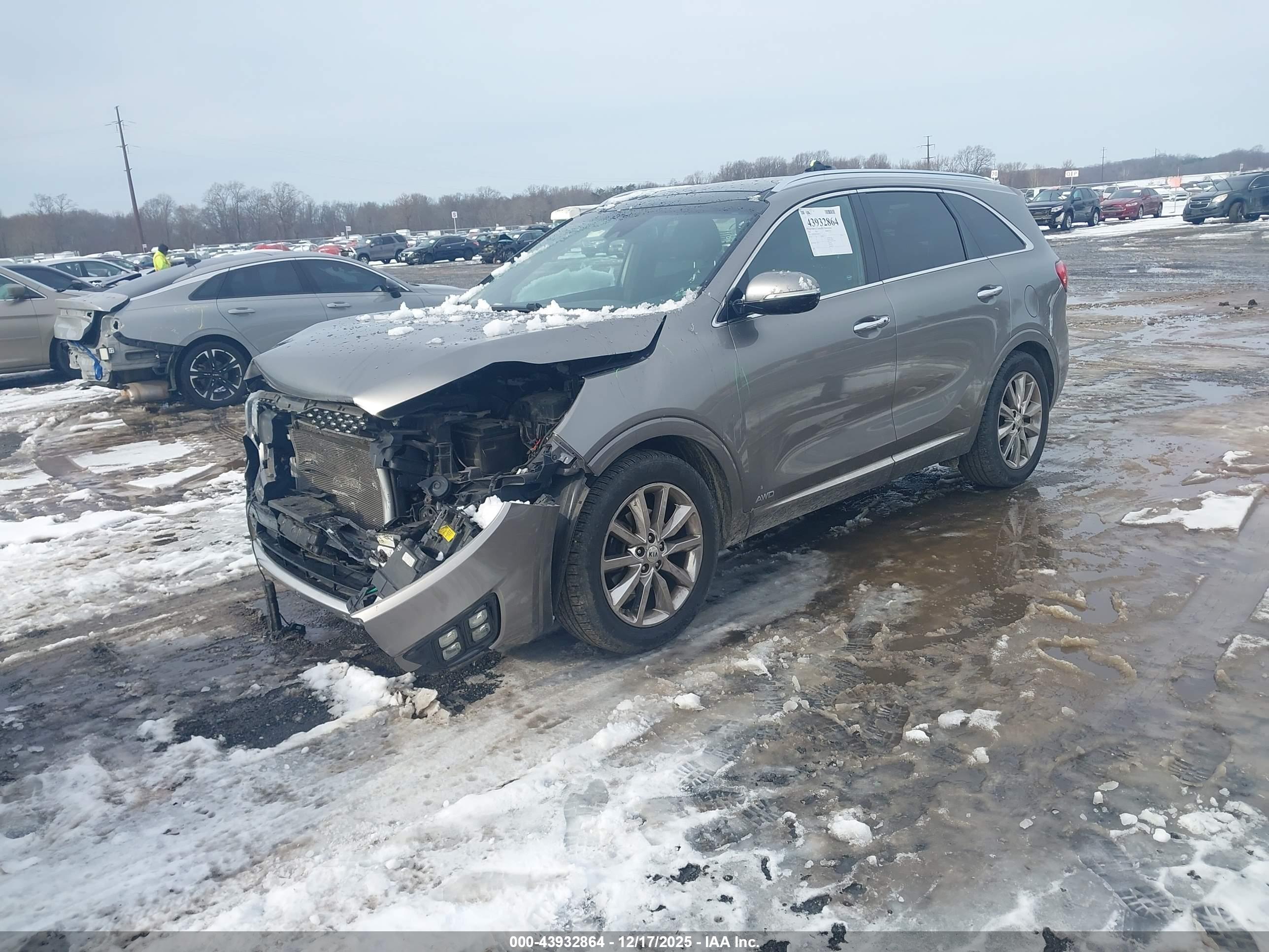 KIA SORENTO image 2