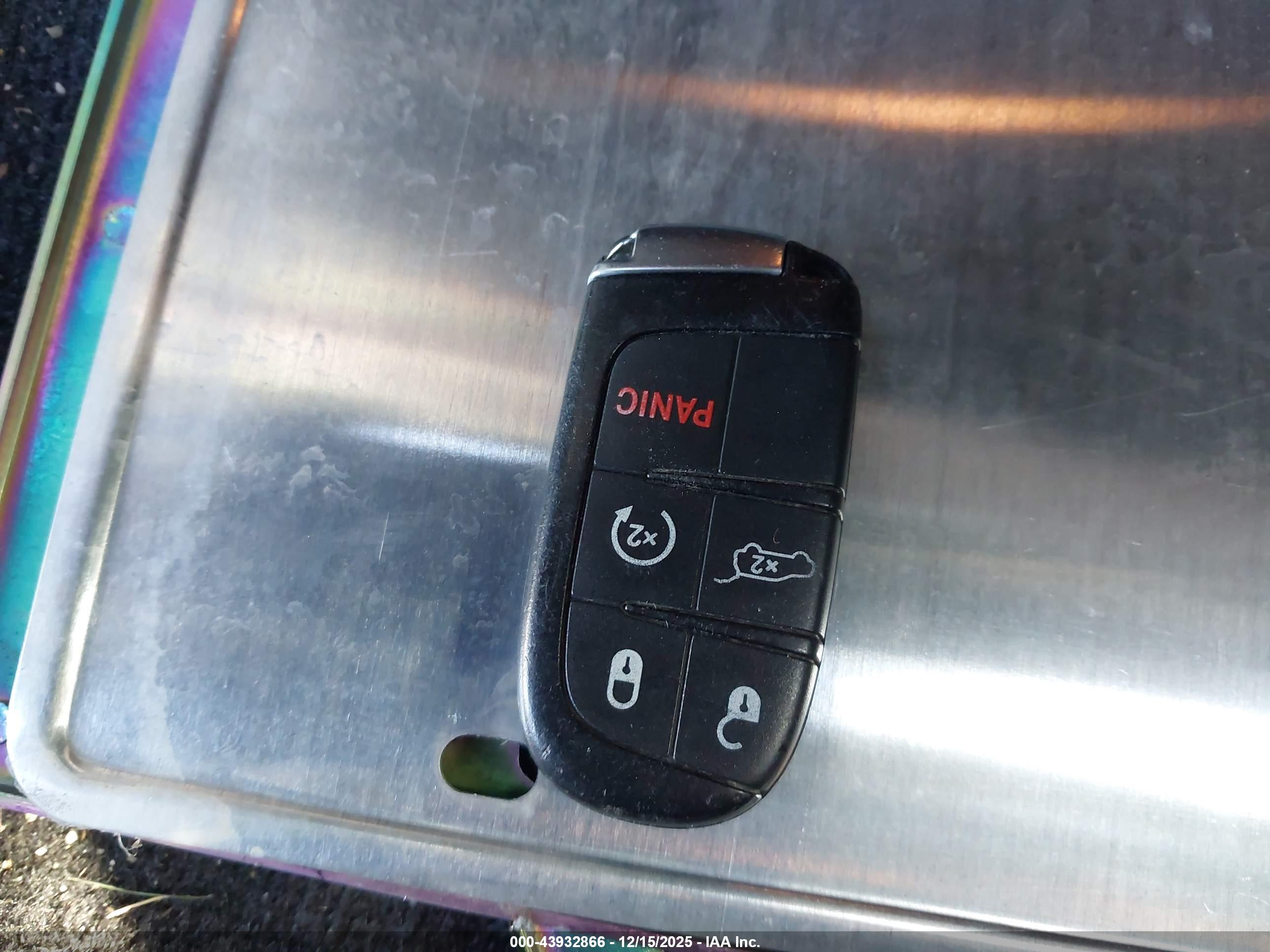 JEEP GRAND image 11