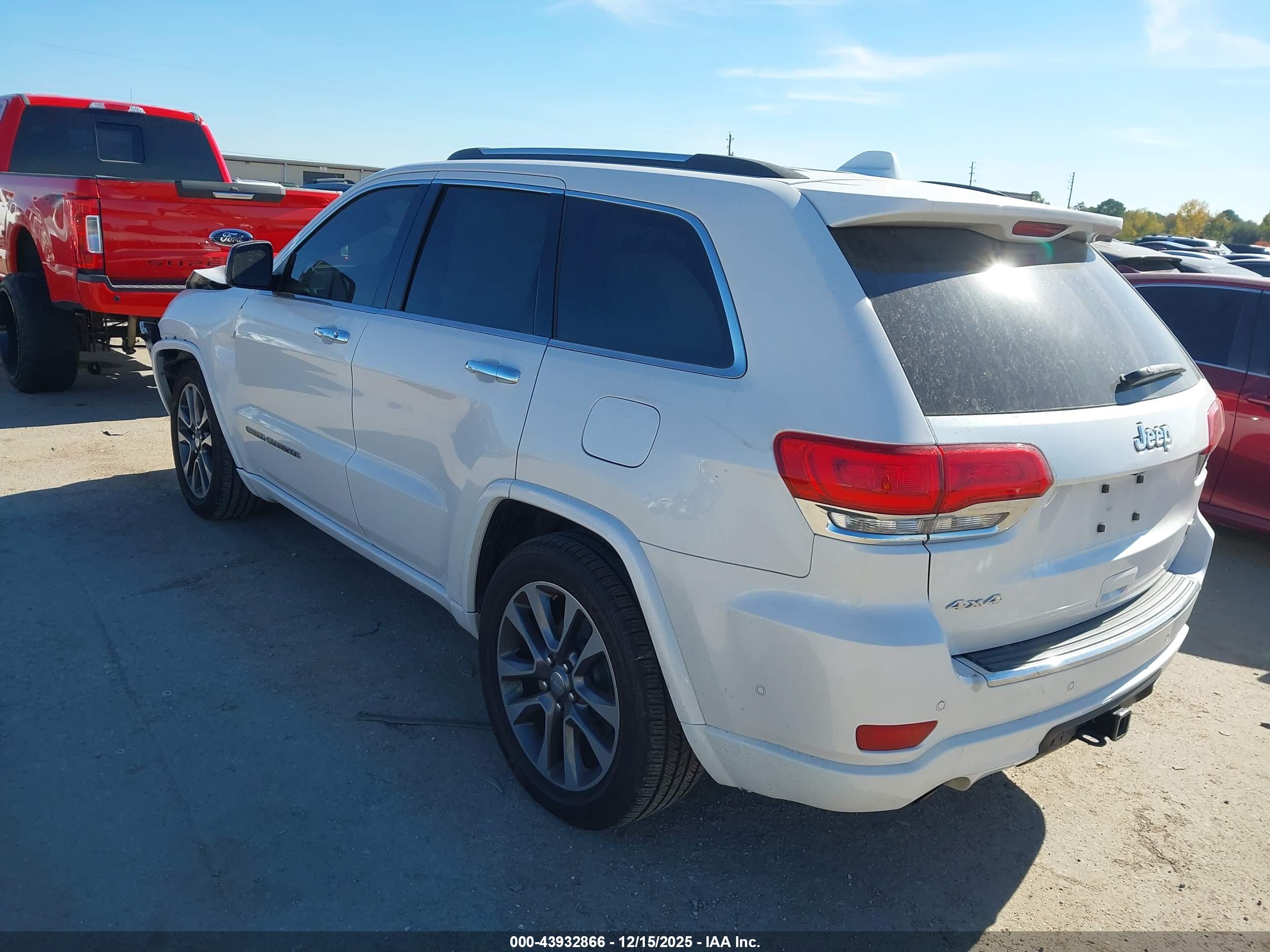 JEEP GRAND image 3
