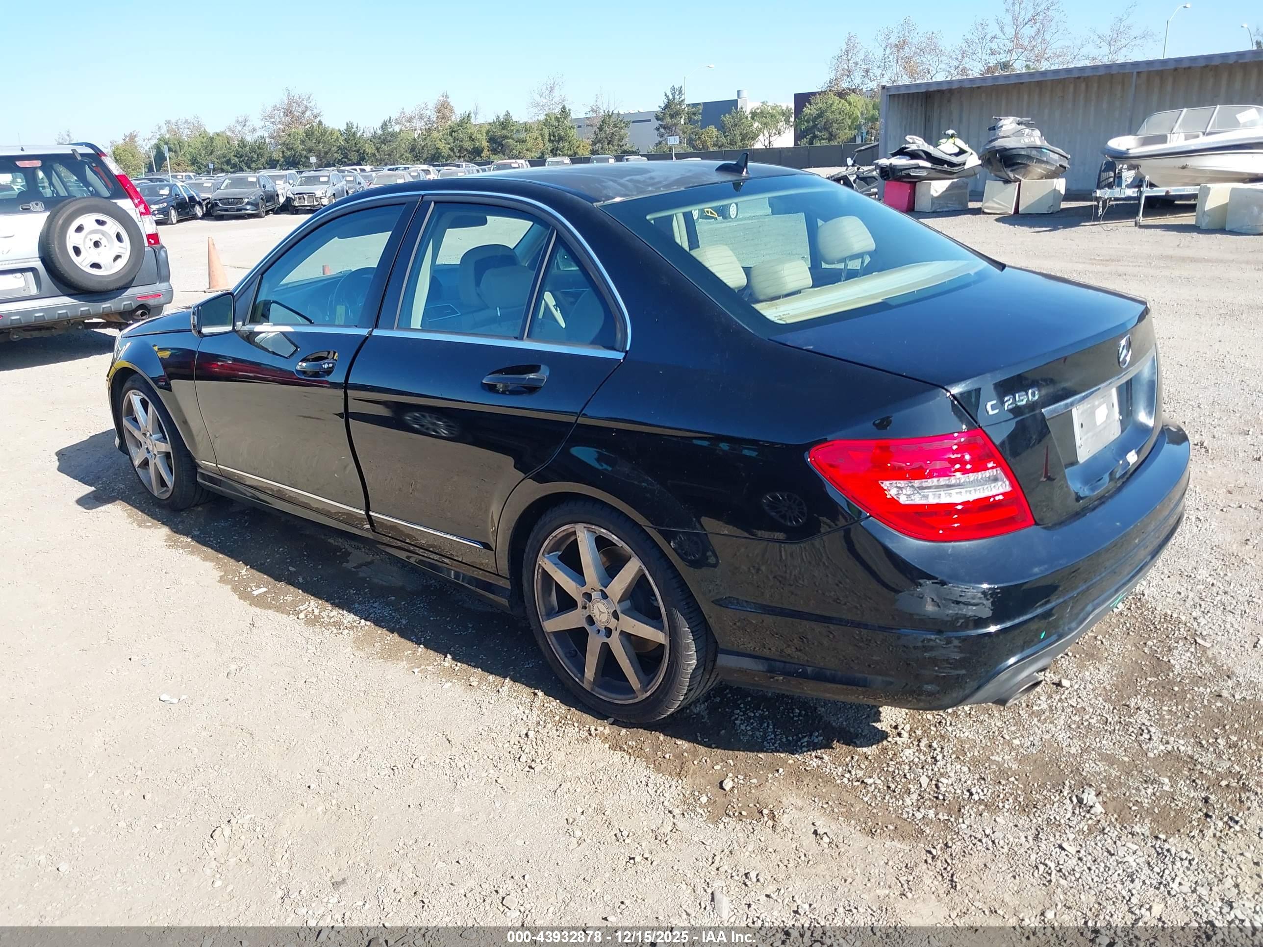 MERCEDES-BENZ C image 3