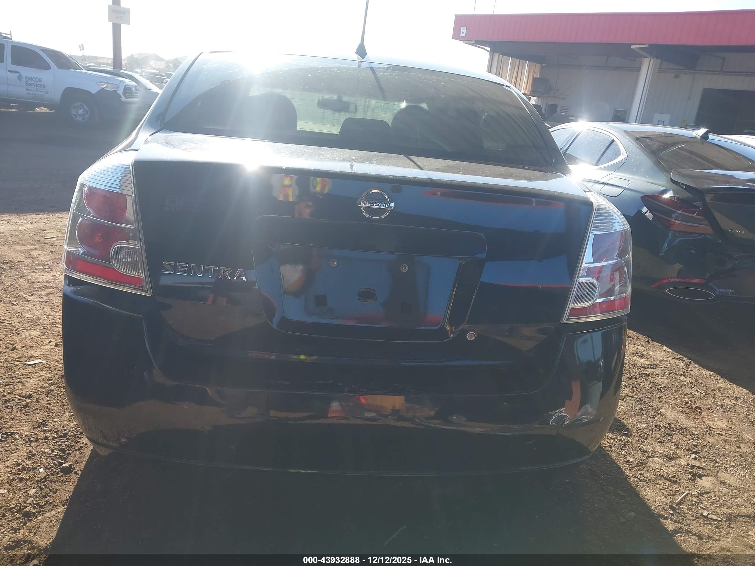 NISSAN SENTRA image 6
