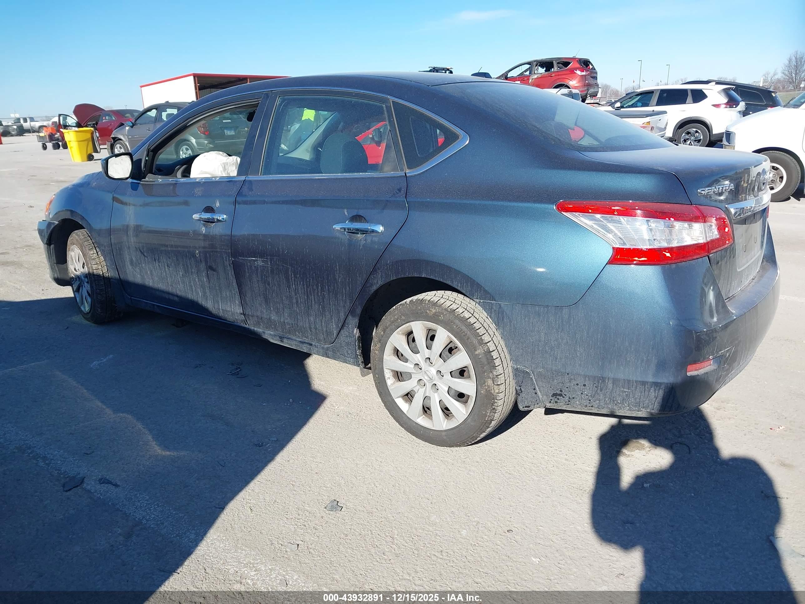 NISSAN SENTRA image 3
