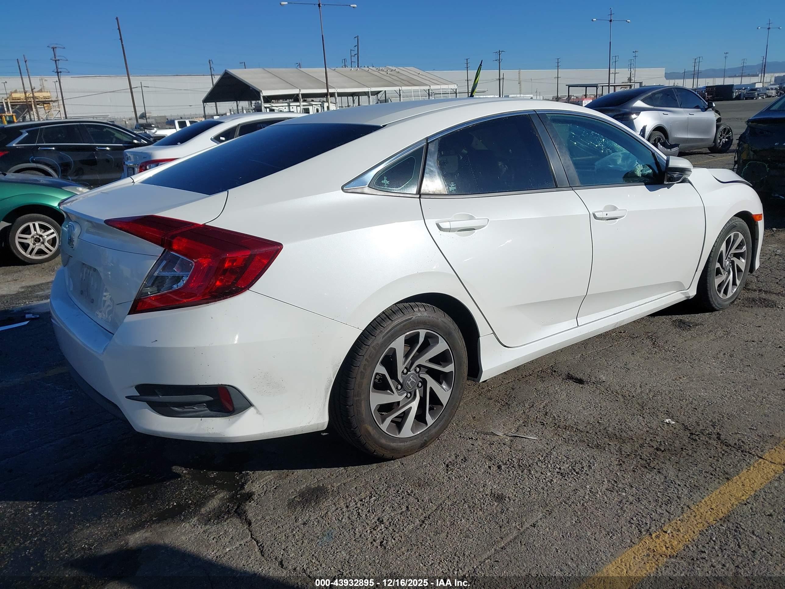 HONDA CIVIC image 4