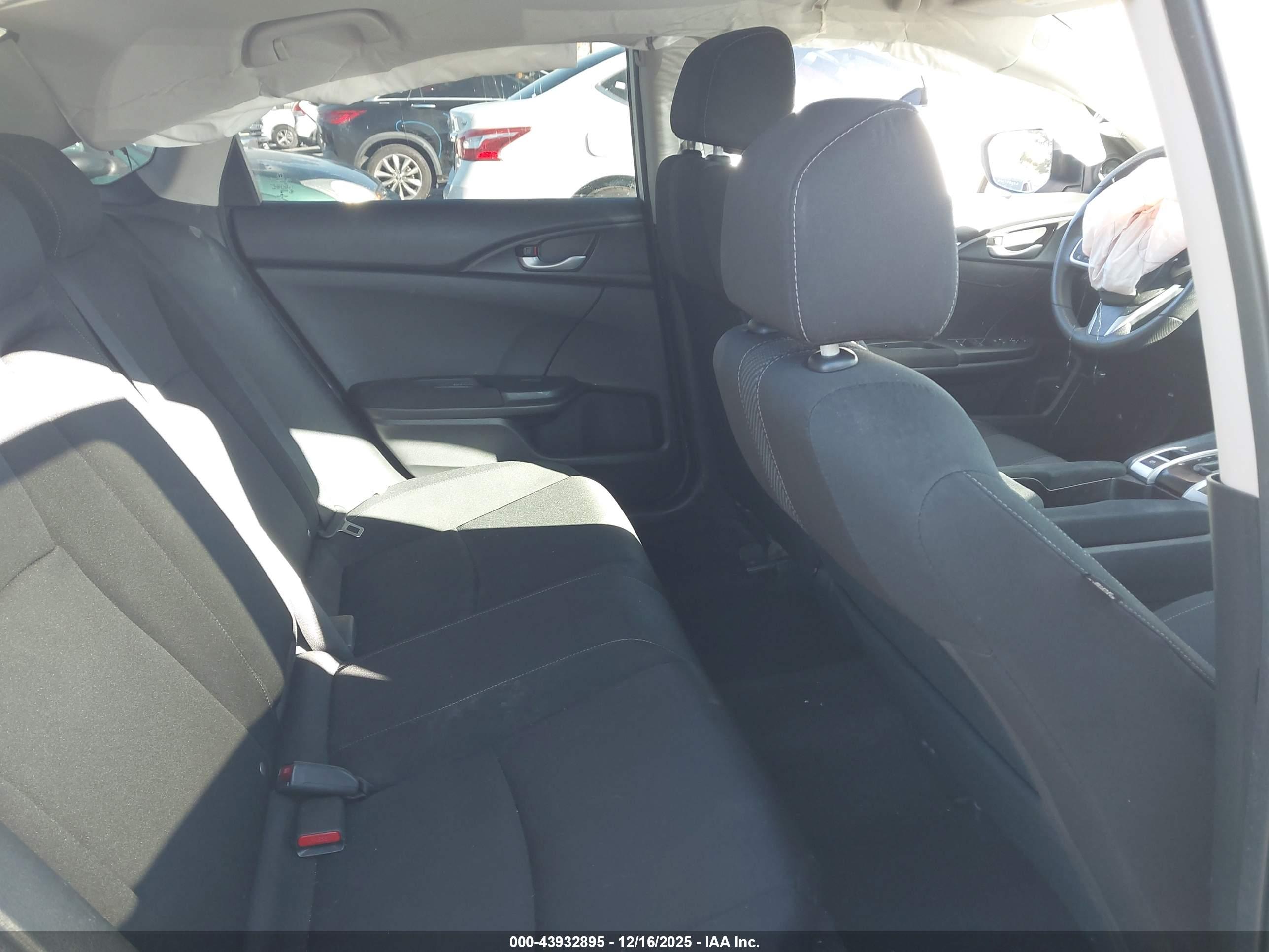 HONDA CIVIC image 8