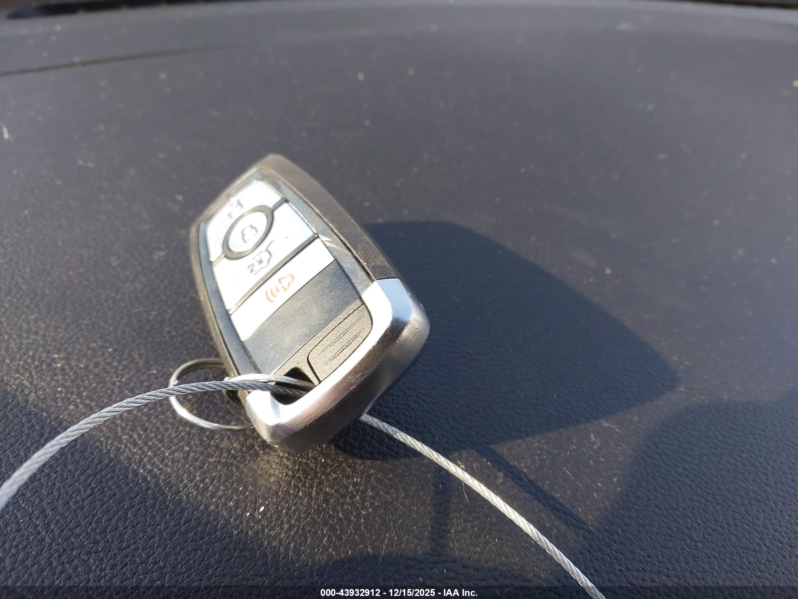FORD EXPLORER image 11