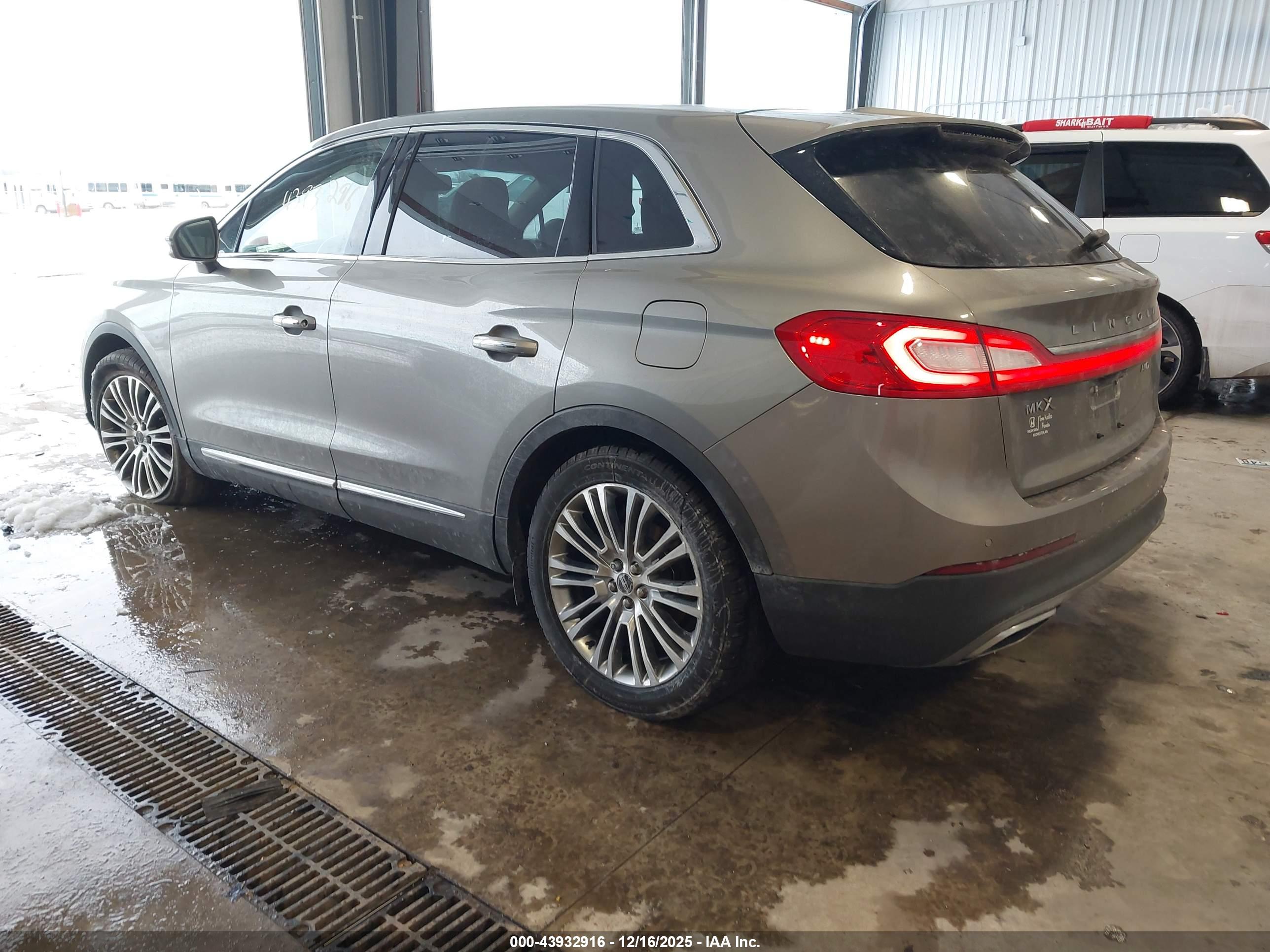 LINCOLN MKX image 3