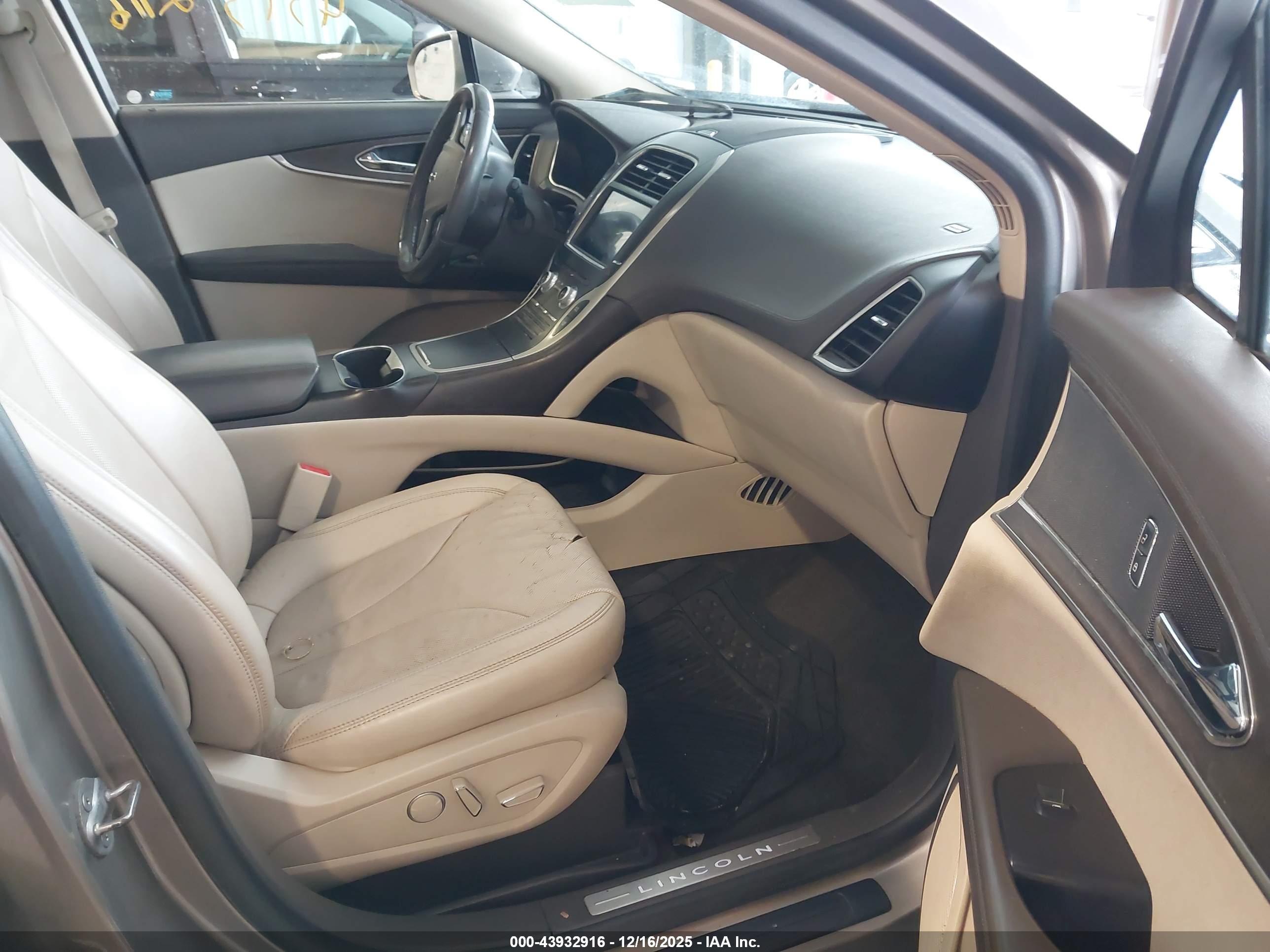 LINCOLN MKX image 5