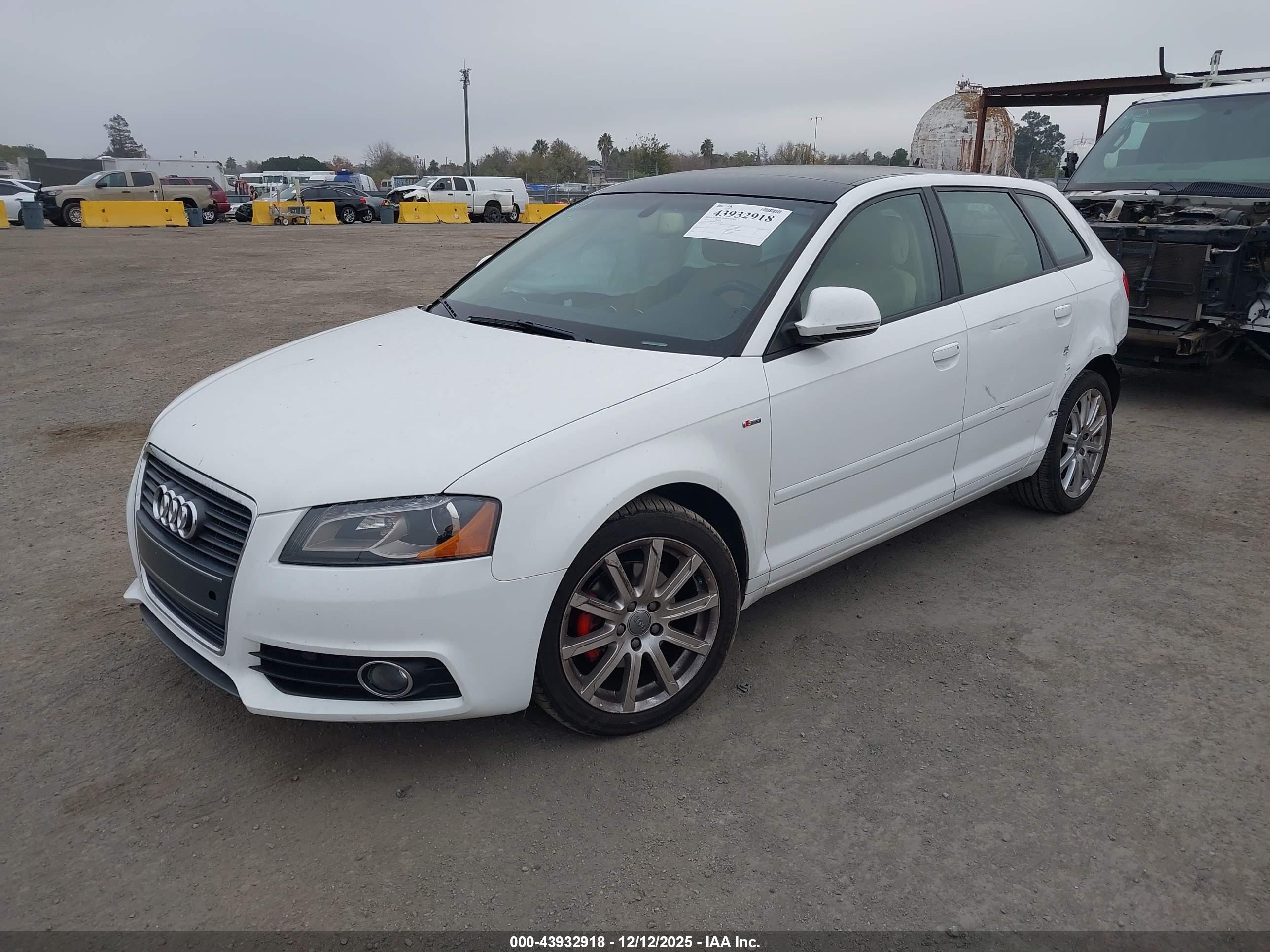 AUDI A3 image 2