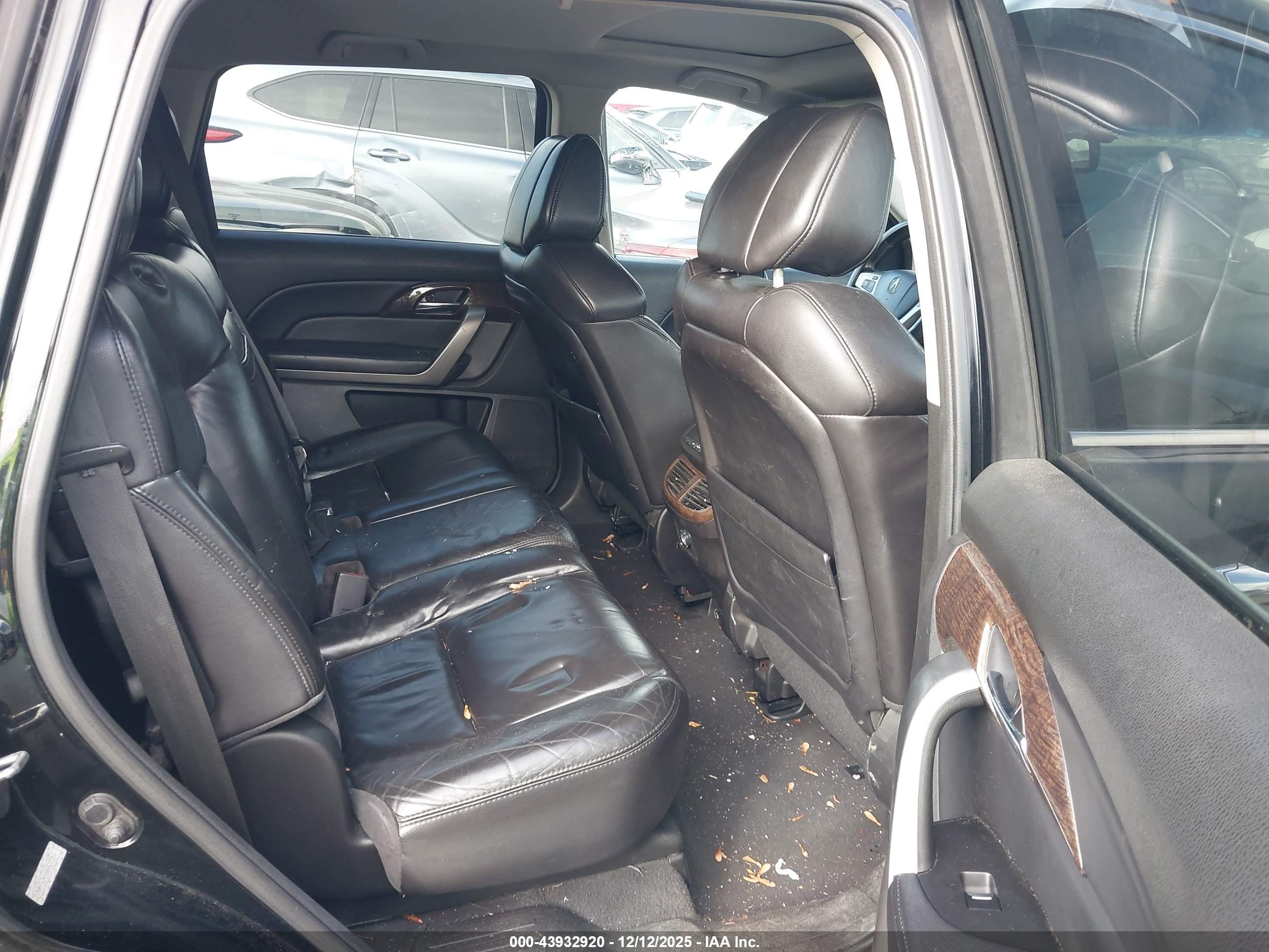 ACURA MDX image 8