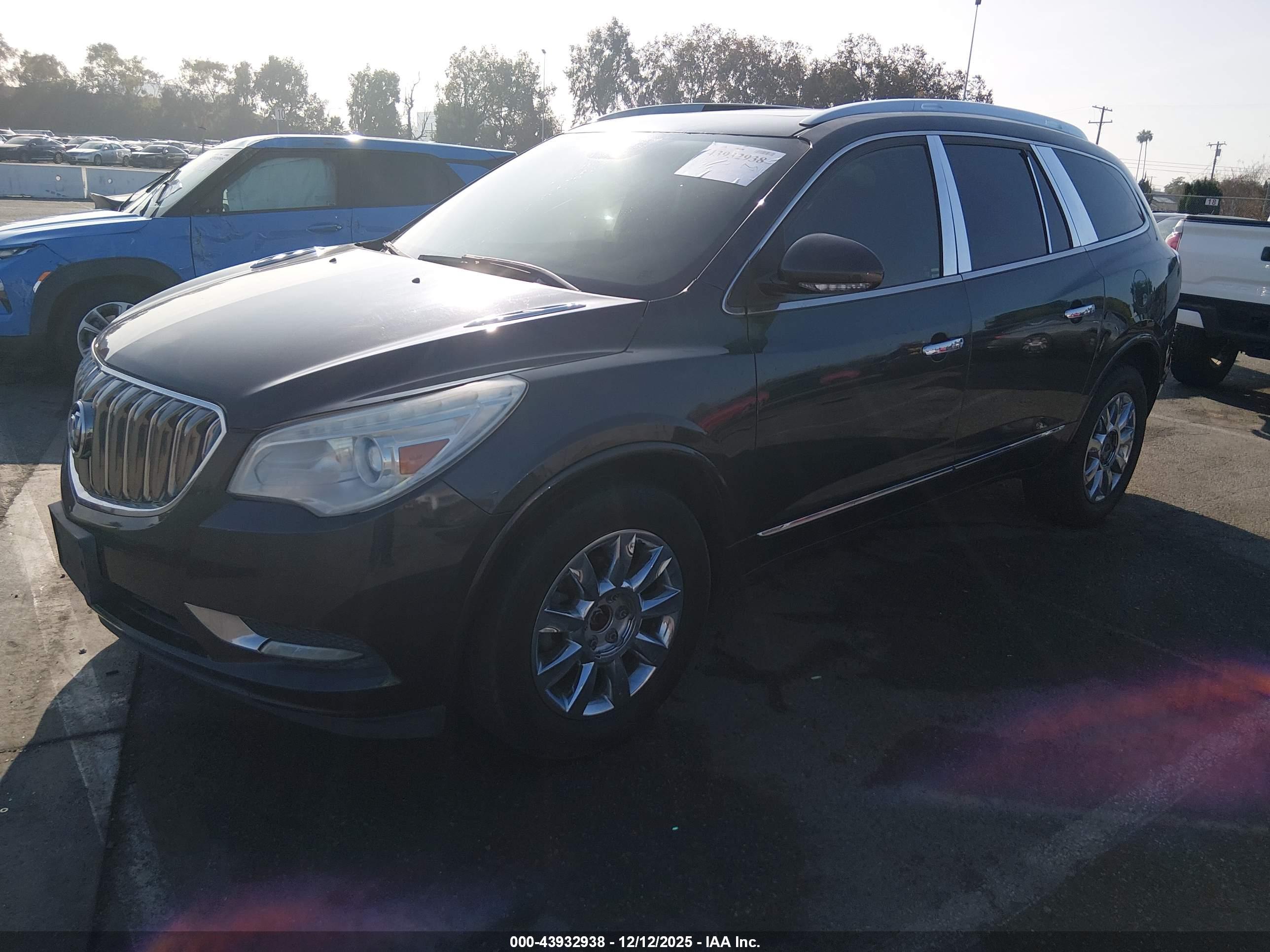 BUICK ENCLAVE image 2
