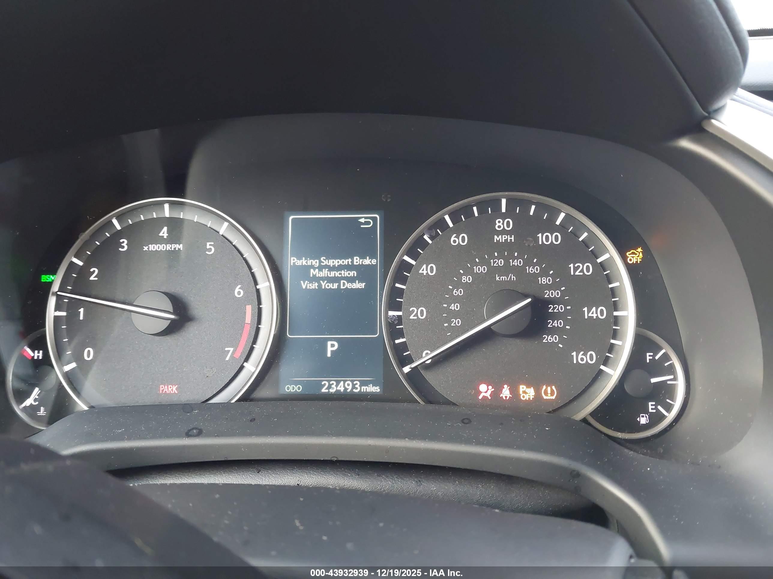 LEXUS RX image 7