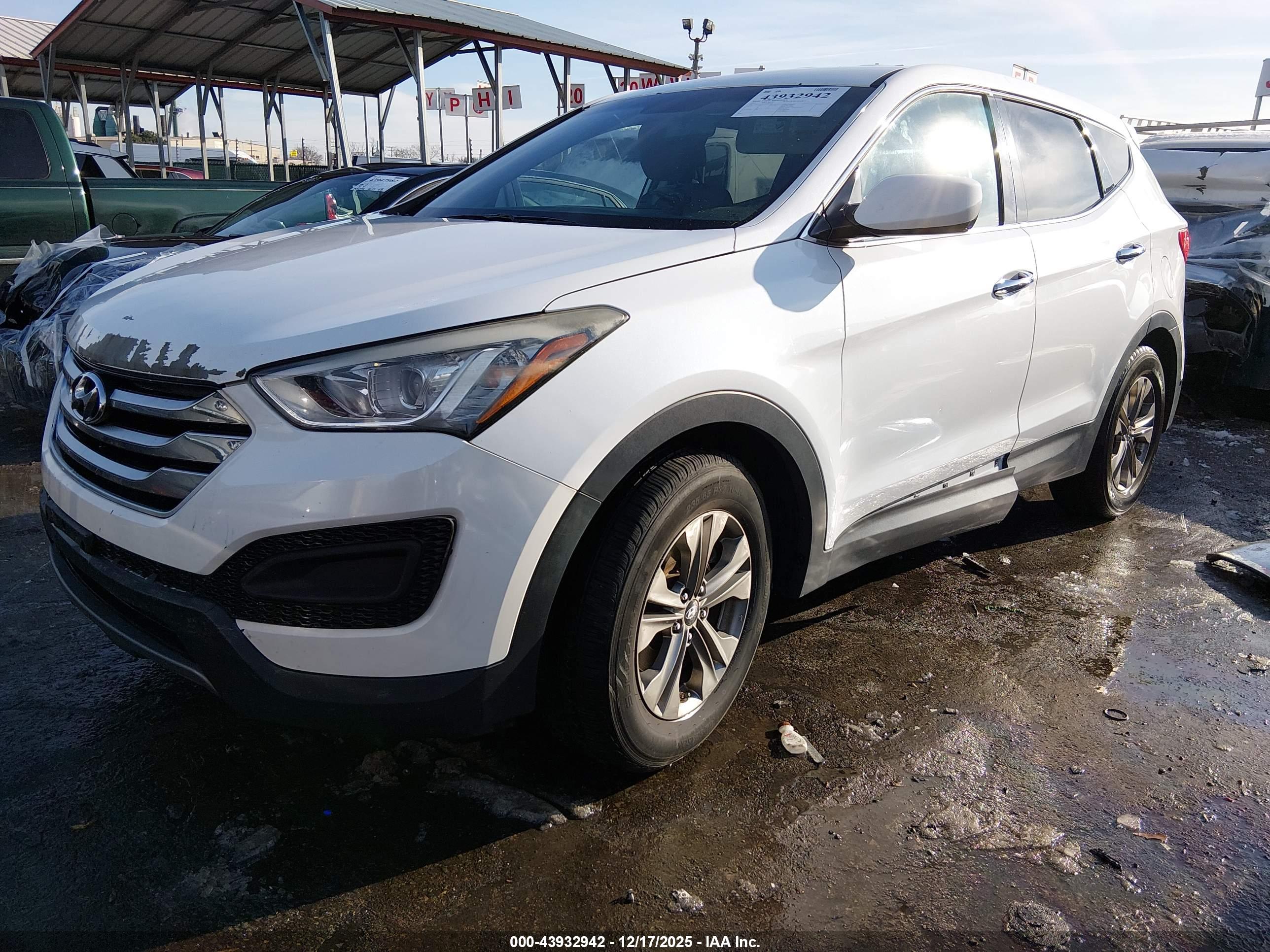 HYUNDAI SANTA image 2
