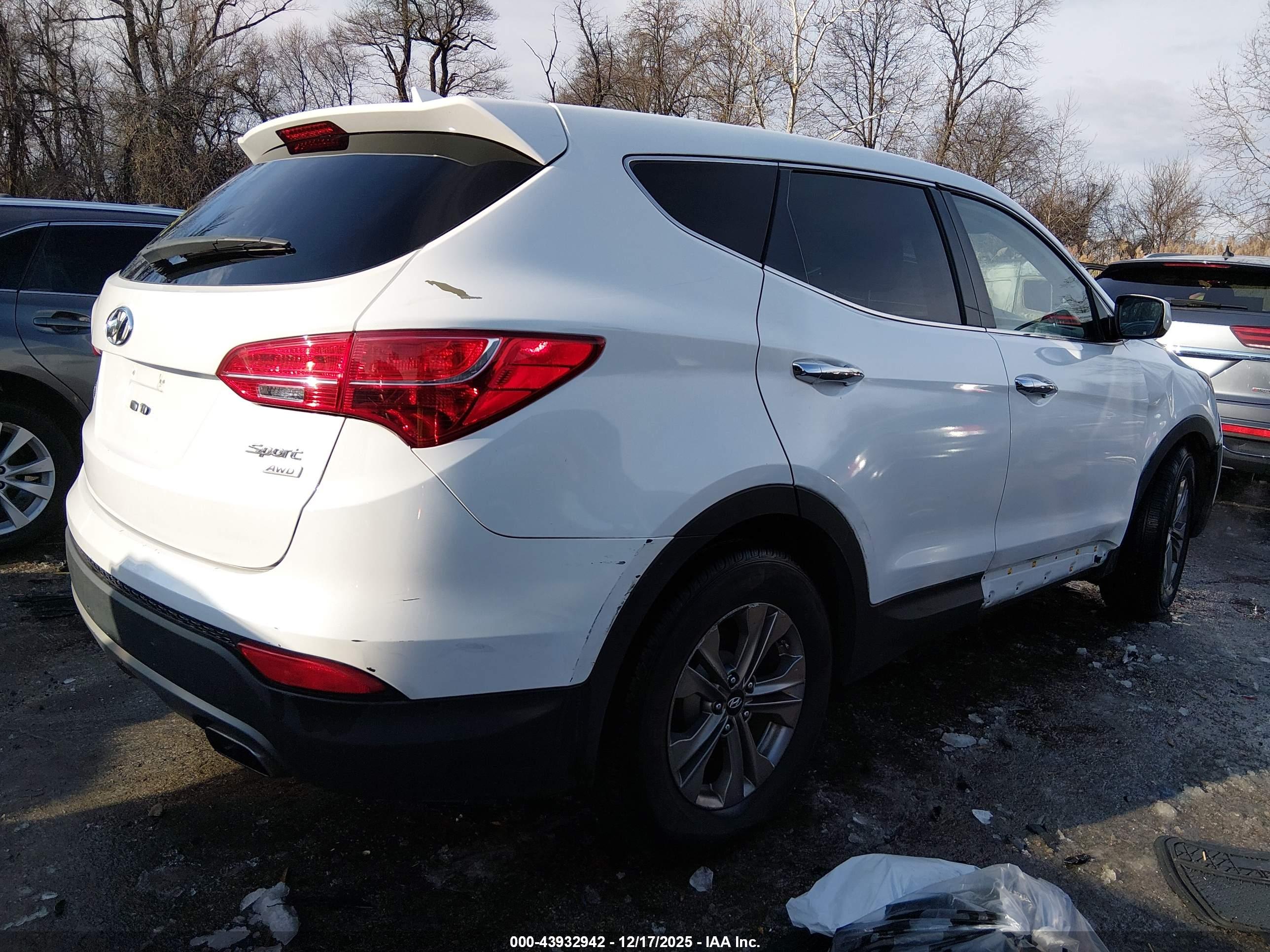 HYUNDAI SANTA image 4