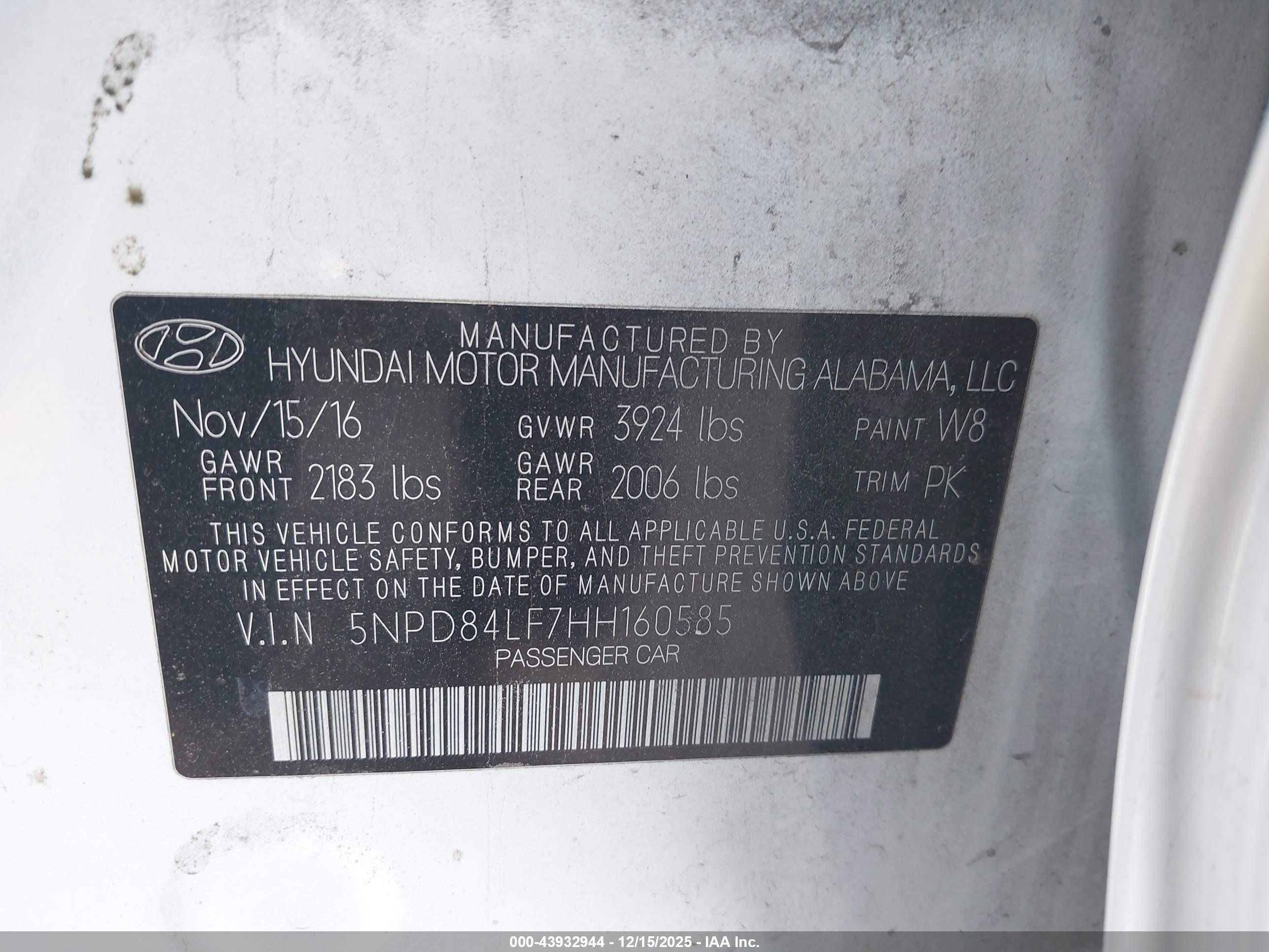 HYUNDAI ELANTRA image 9
