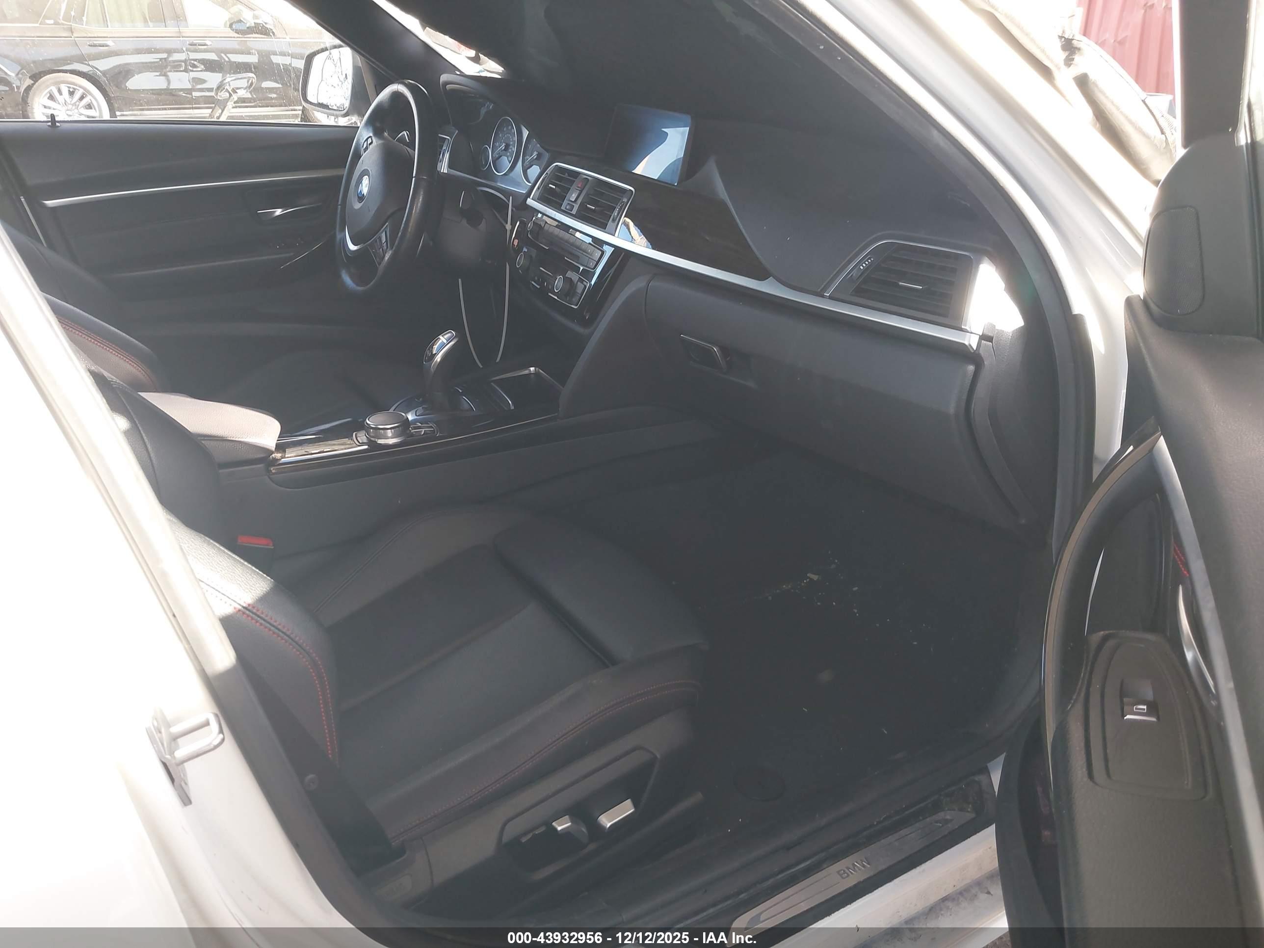 BMW 330I image 5