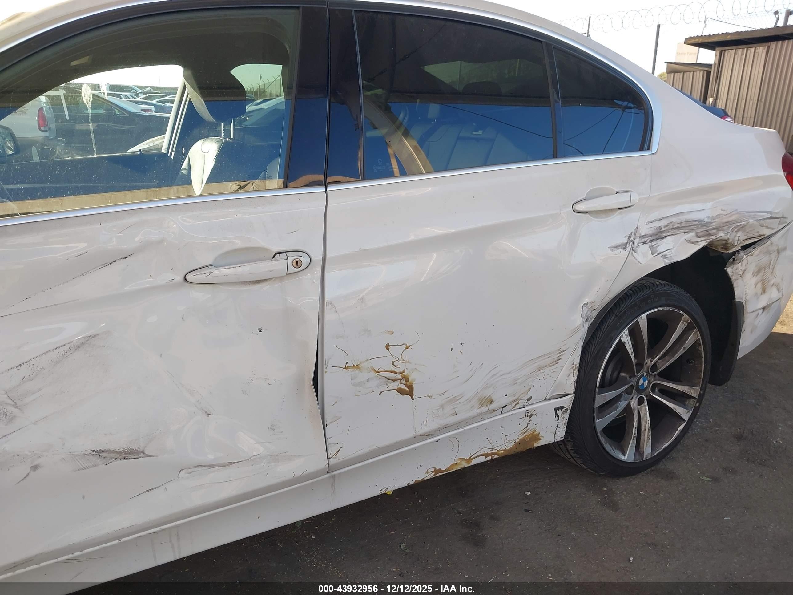 BMW 330I image 6
