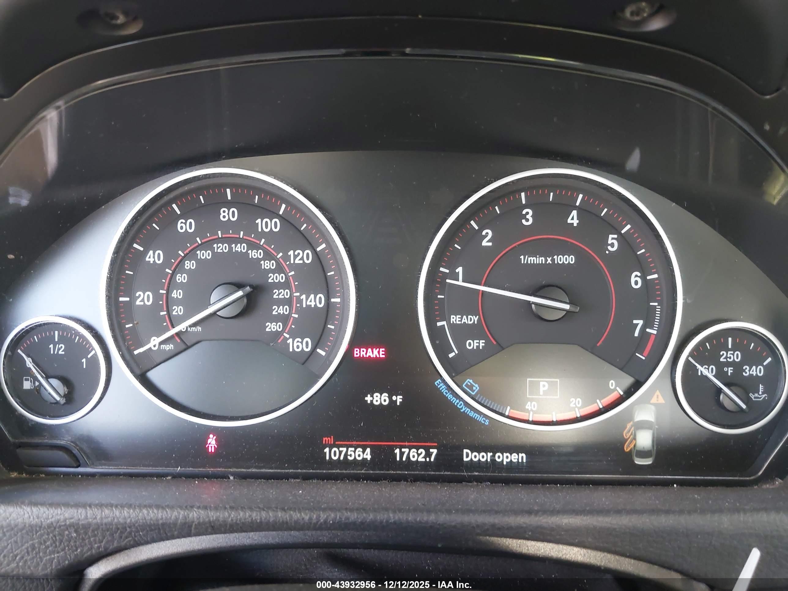 BMW 330I image 7