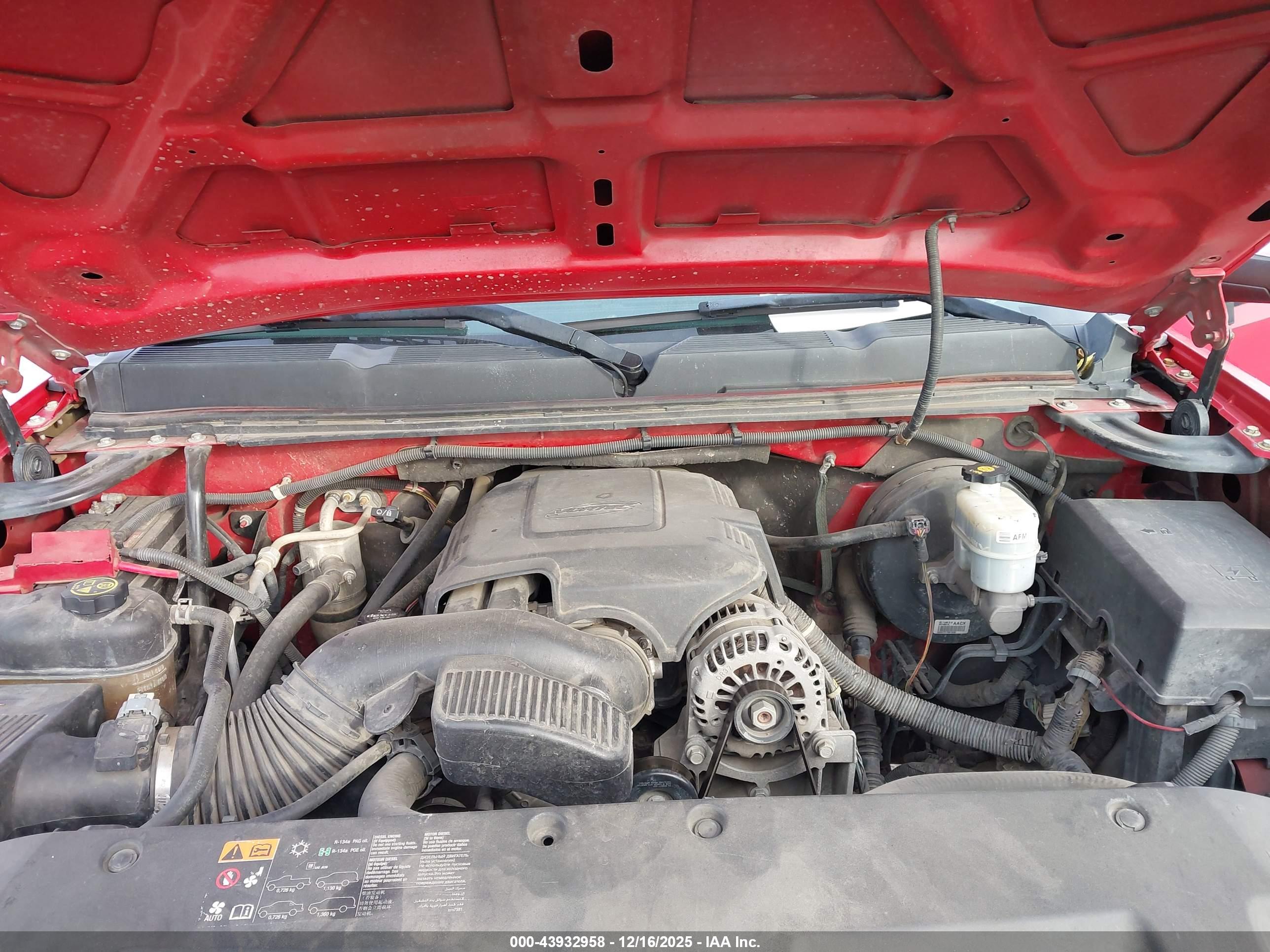 CHEVROLET SILVERADO image 10