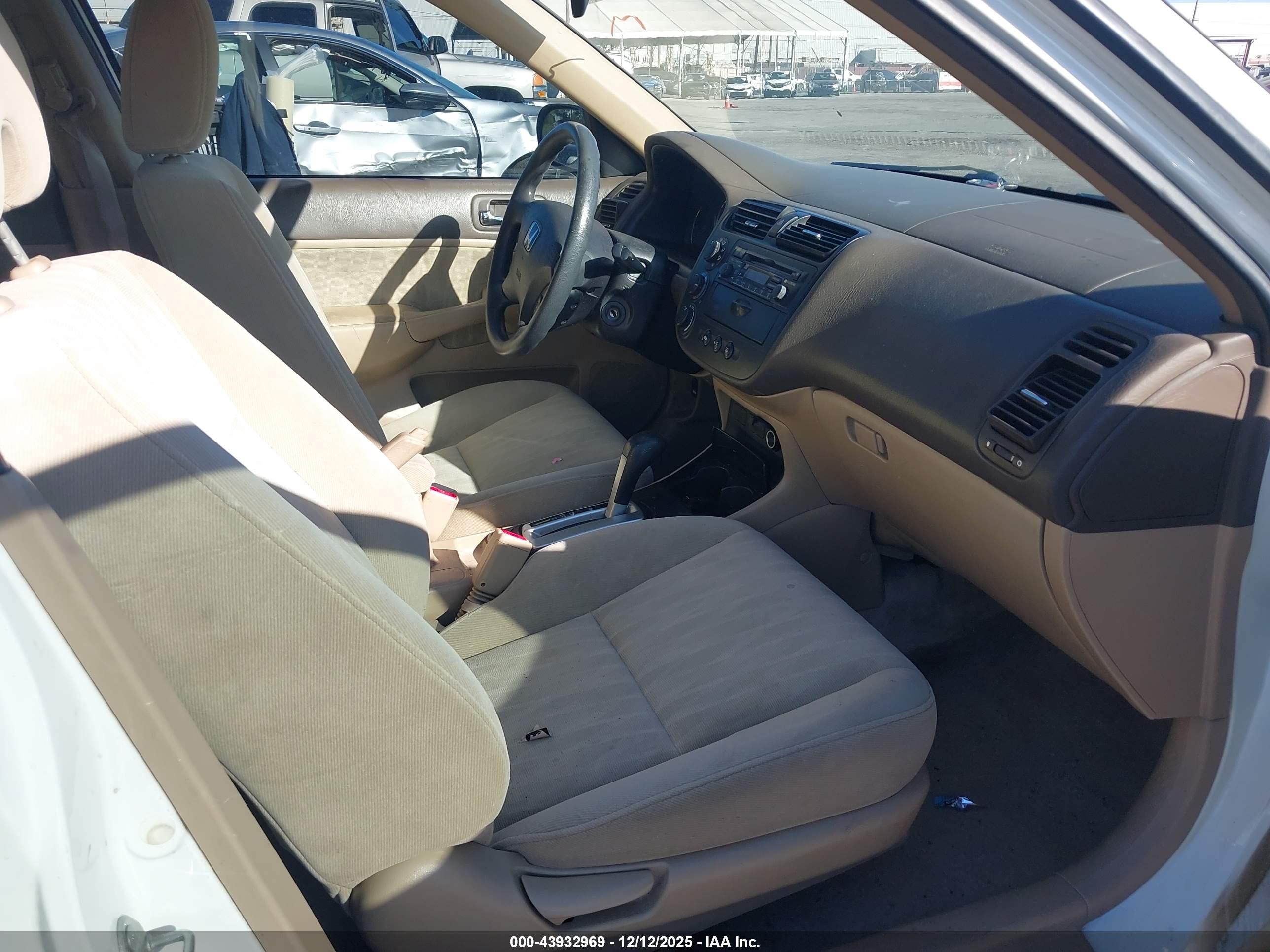 HONDA CIVIC image 5