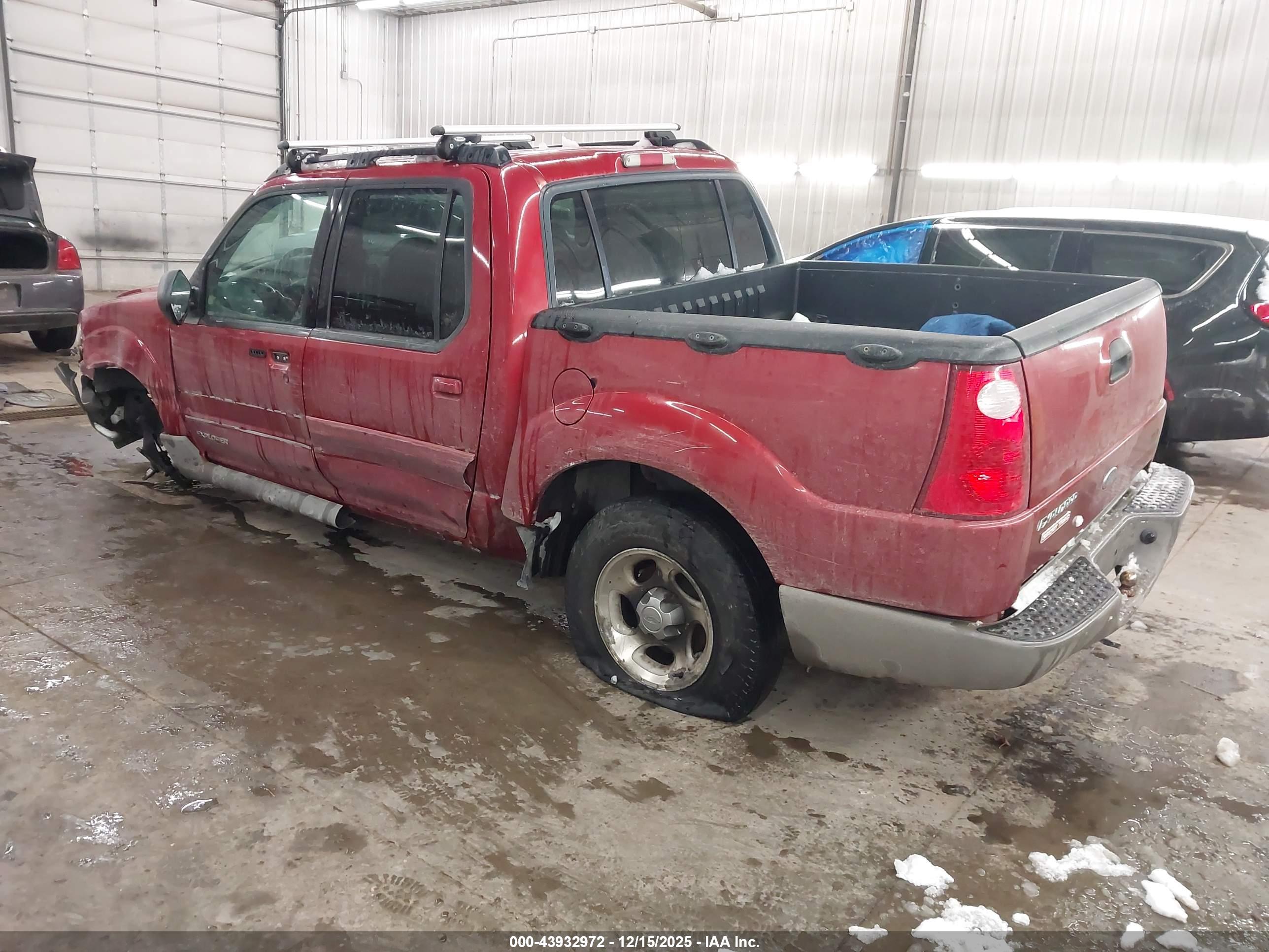 FORD EXPLORER image 3