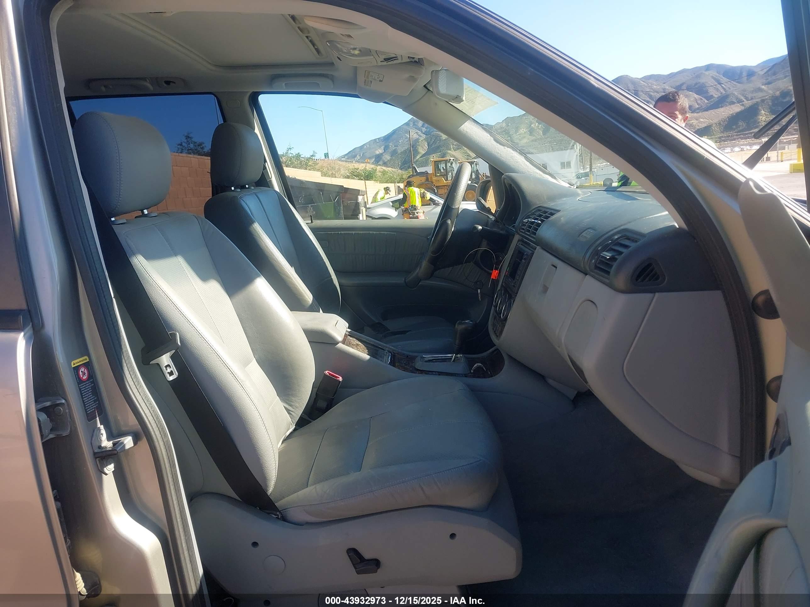 MERCEDES-BENZ ML image 5